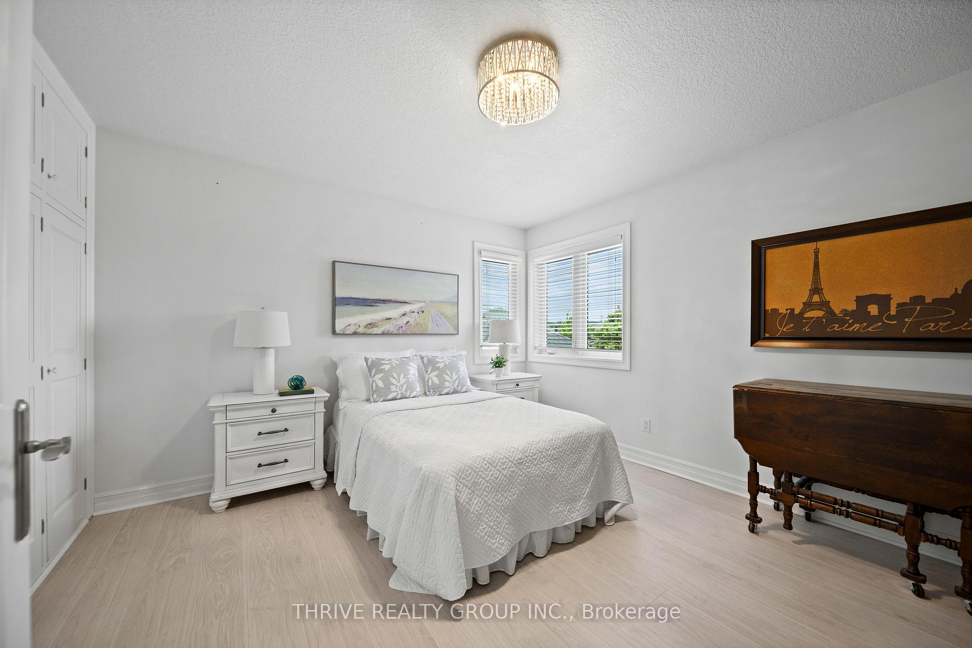 Photo 32 of 944 Collins Drive, London, South L — HOMEH
