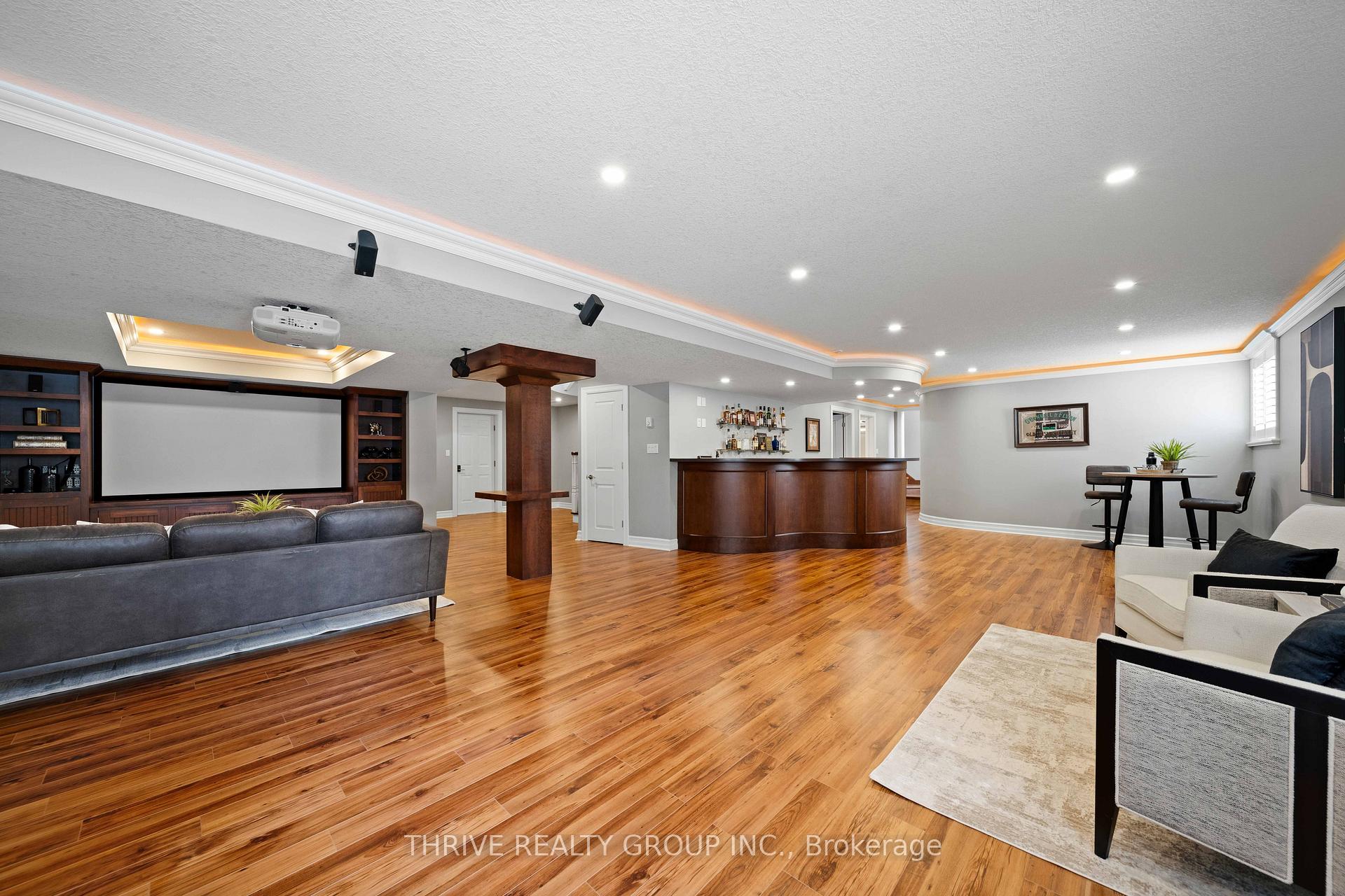 Photo 41 of 944 Collins Drive, London, South L — HOMEH