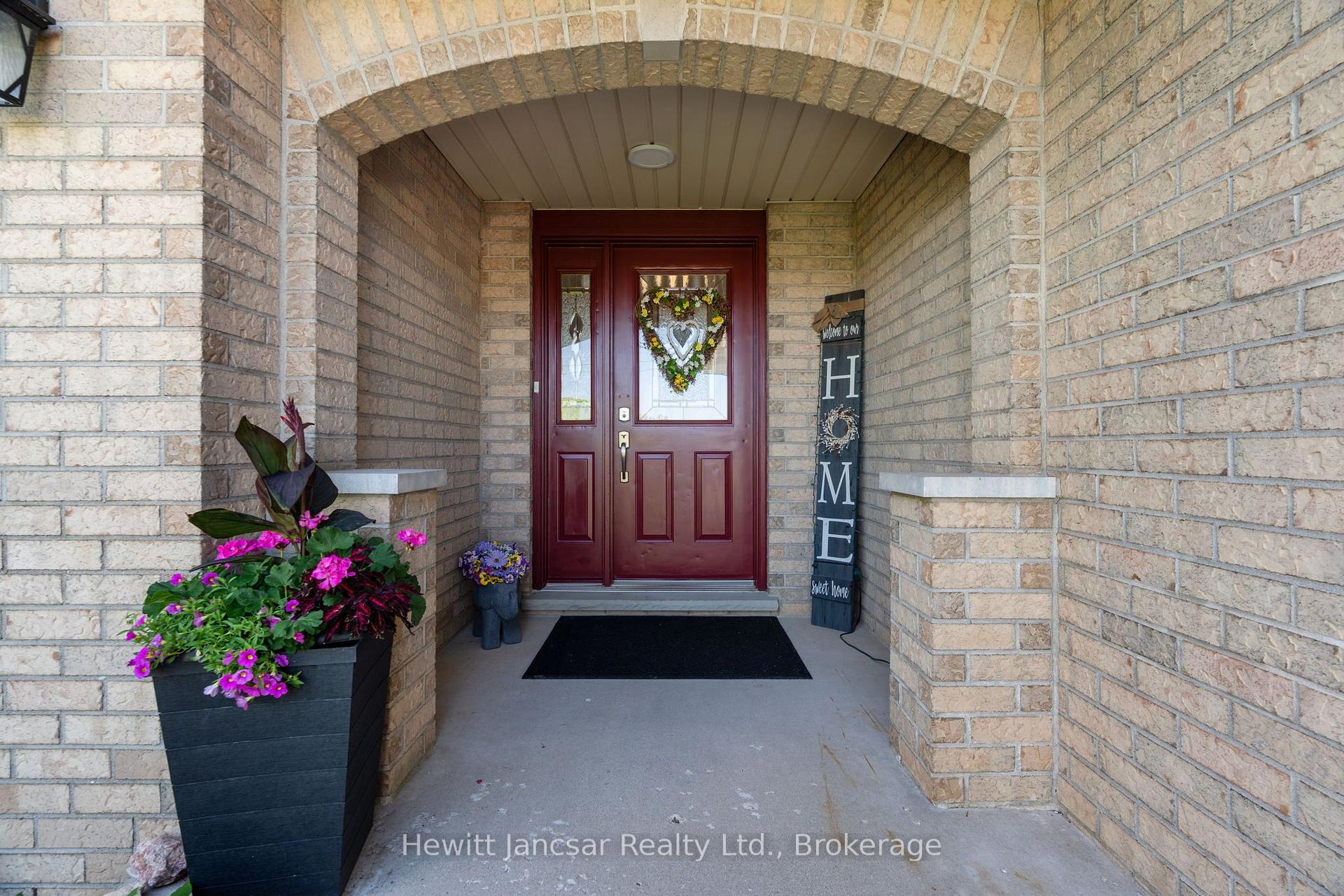 Photo 5 of 34381 Denfield Road, Lucan Biddulph, Clandeboye — HOMEH