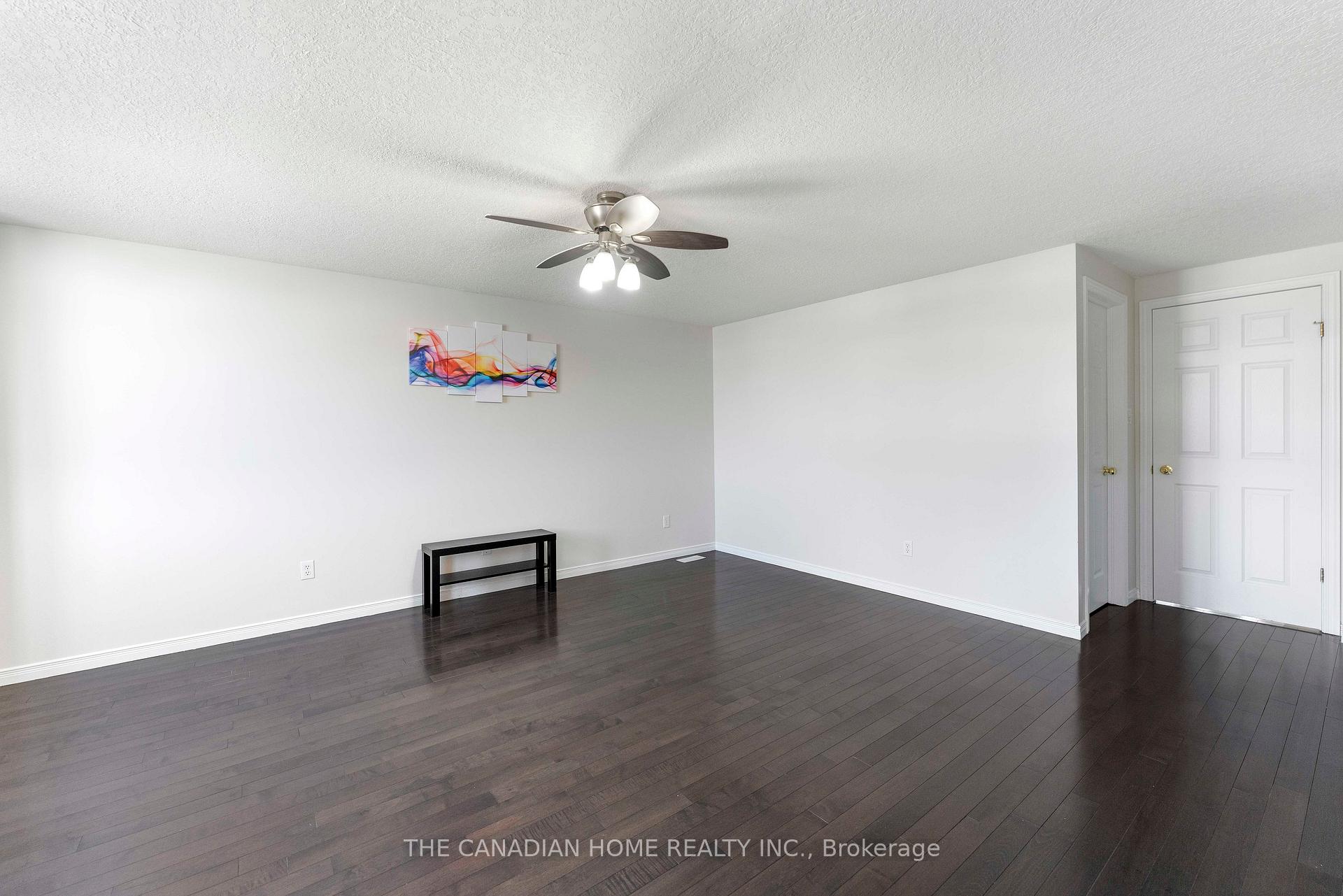 Photo 8 of 500 Robert Ferrie Drive, Kitchener, Doon South — HOMEH