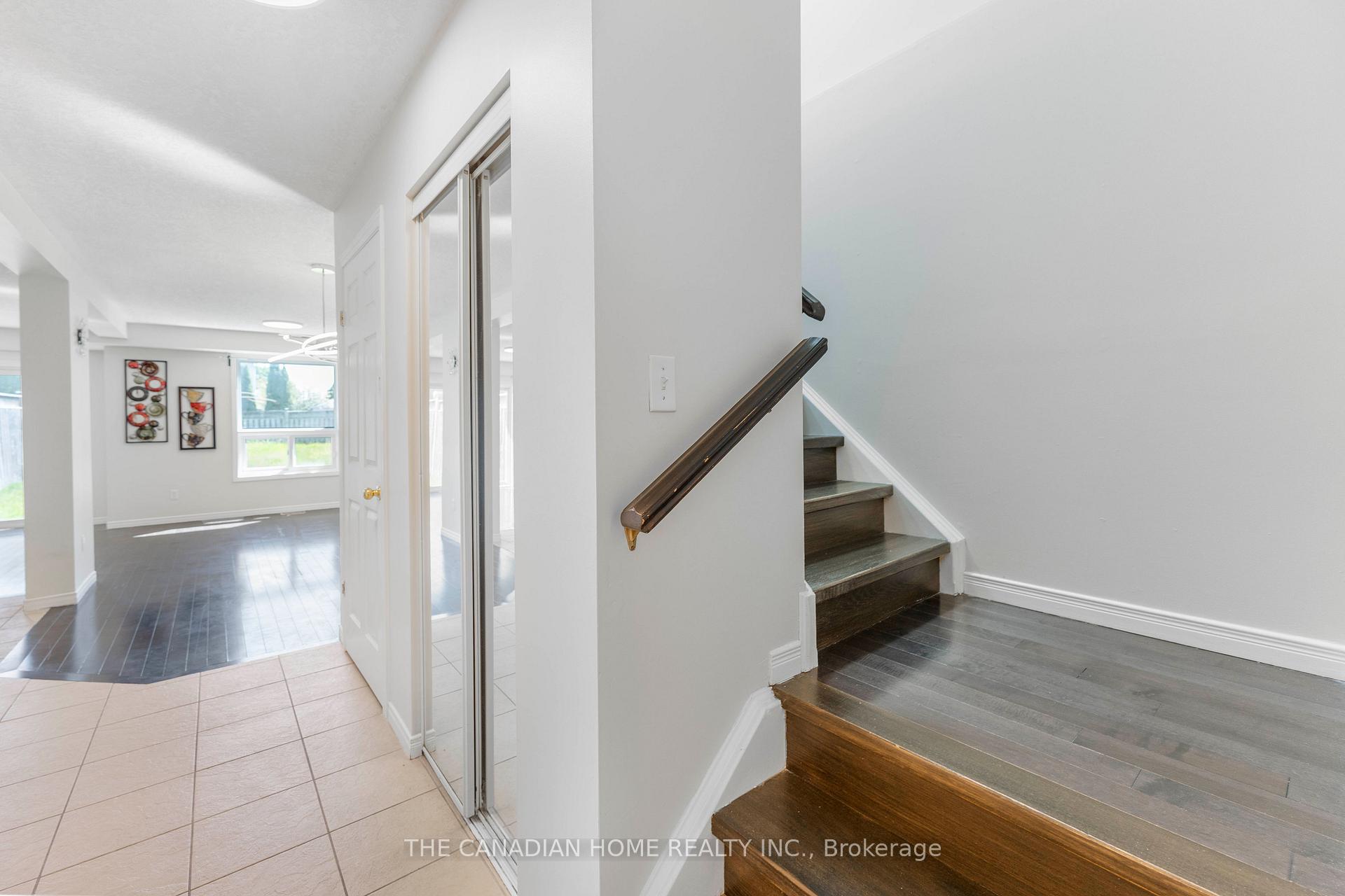 Photo 30 of 500 Robert Ferrie Drive, Kitchener, Doon South — HOMEH