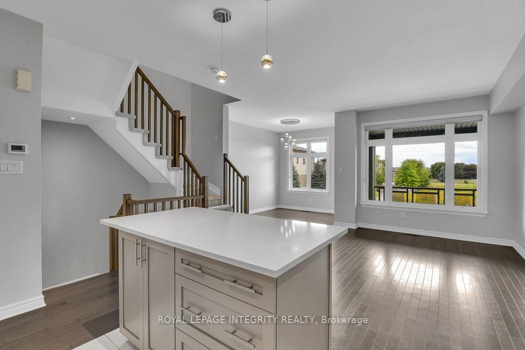 Photo 9 of 180 Poplin Street, Ottawa, Riverside South/Gloucester Glen — HOMEH