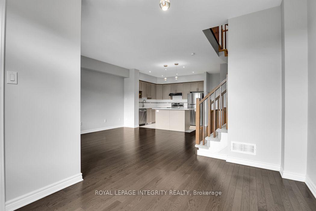 Photo 13 of 180 Poplin Street, Ottawa, Riverside South/Gloucester Glen — HOMEH