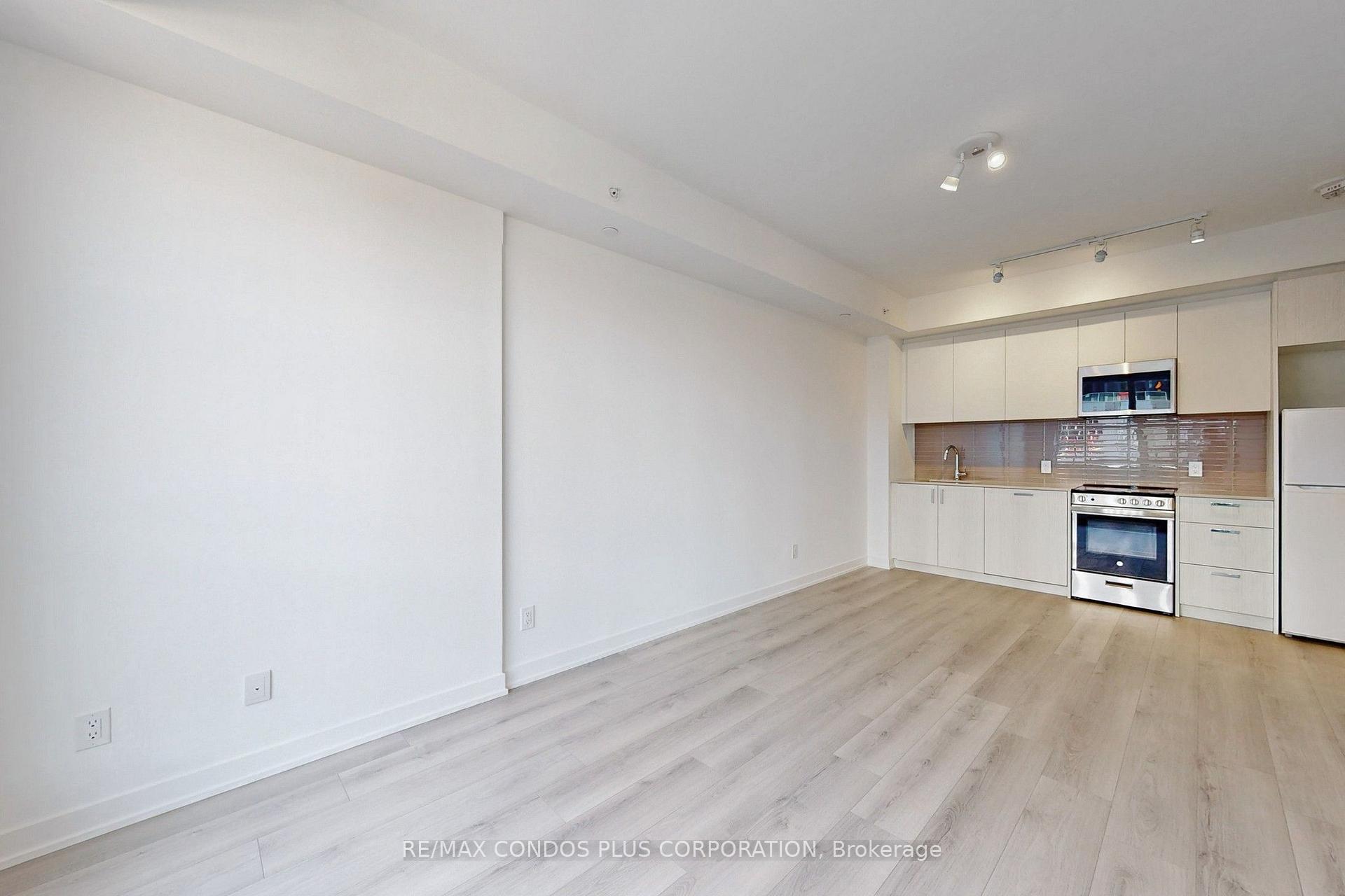 Photo 11 of Unit 710, 1787 St Clair Avenue W, Toronto, Weston-Pellam Park — HOMEH