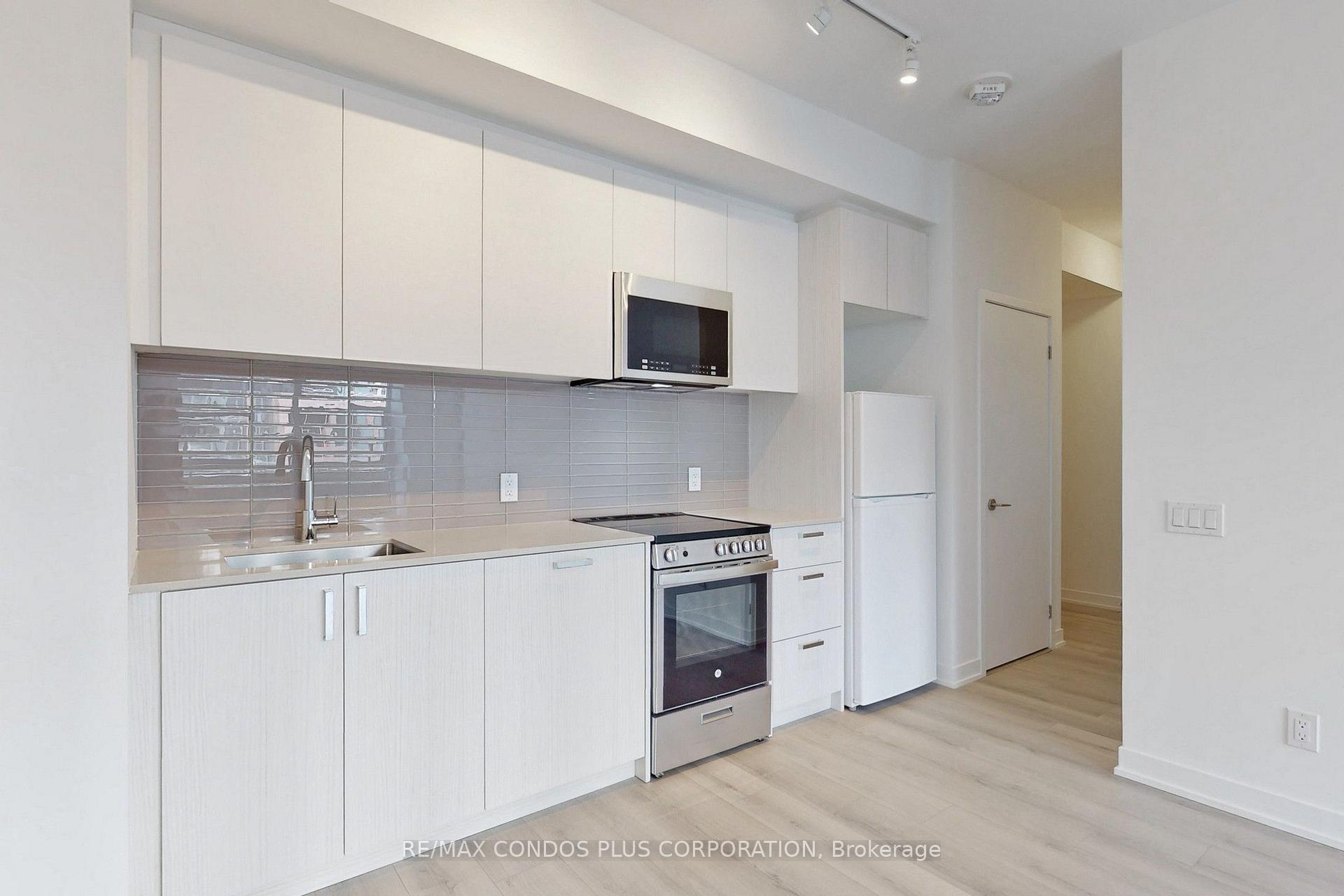 Photo 13 of Unit 710, 1787 St Clair Avenue W, Toronto, Weston-Pellam Park — HOMEH