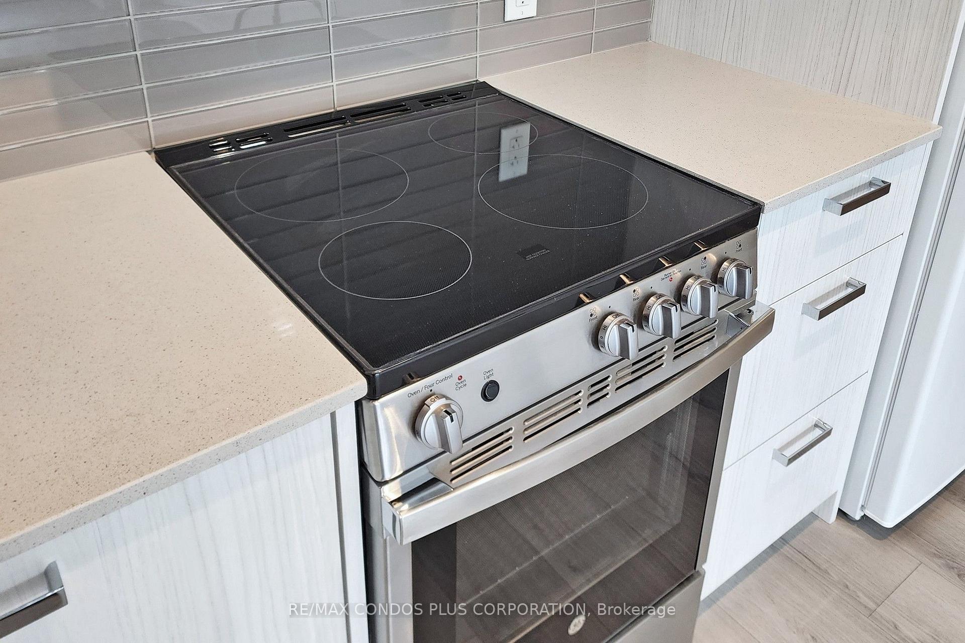 Photo 15 of Unit 710, 1787 St Clair Avenue W, Toronto, Weston-Pellam Park — HOMEH