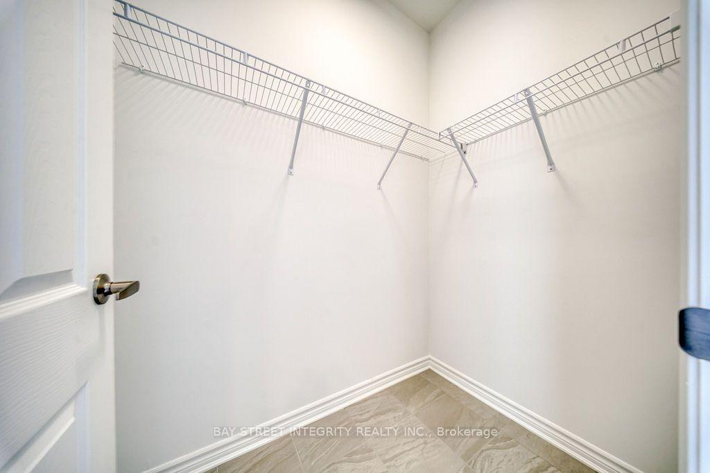 Photo 6 of 338 Stony Hill Boulevard, Markham, Rural Markham — HOMEH