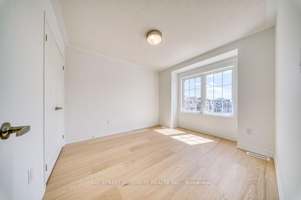 Photo 23 of 338 Stony Hill Boulevard, Markham, Rural Markham — HOMEH