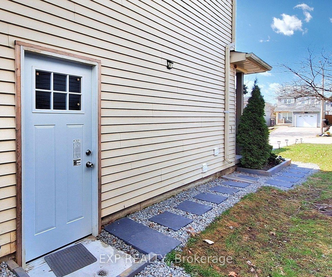 Photo 1 of 43 D'ambrosio Drive, Barrie, Painswick North — HOMEH