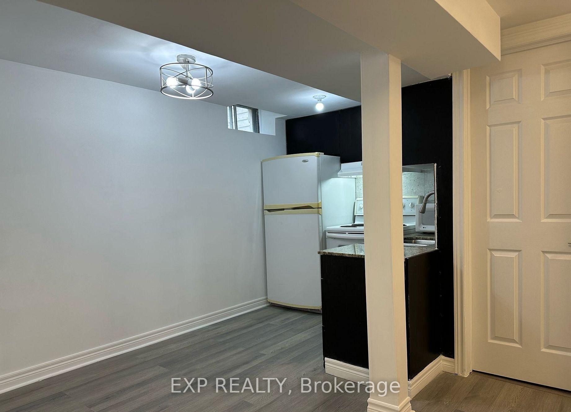 Photo 8 of 43 D'ambrosio Drive, Barrie, Painswick North — HOMEH
