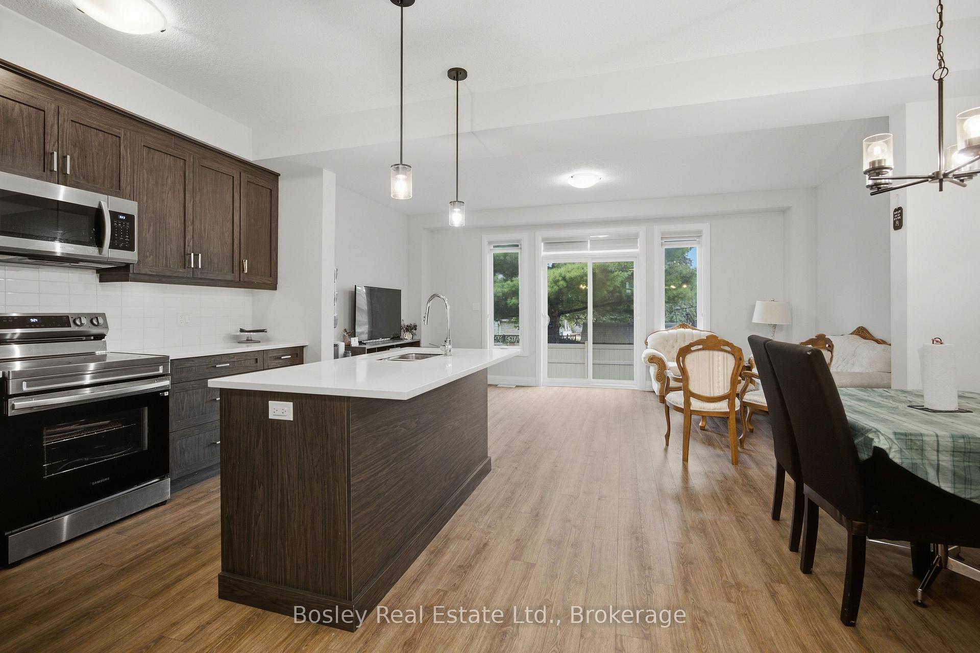 Photo 5 of Unit 29, 143 Elgin Street N, Cambridge, Alison — HOMEH