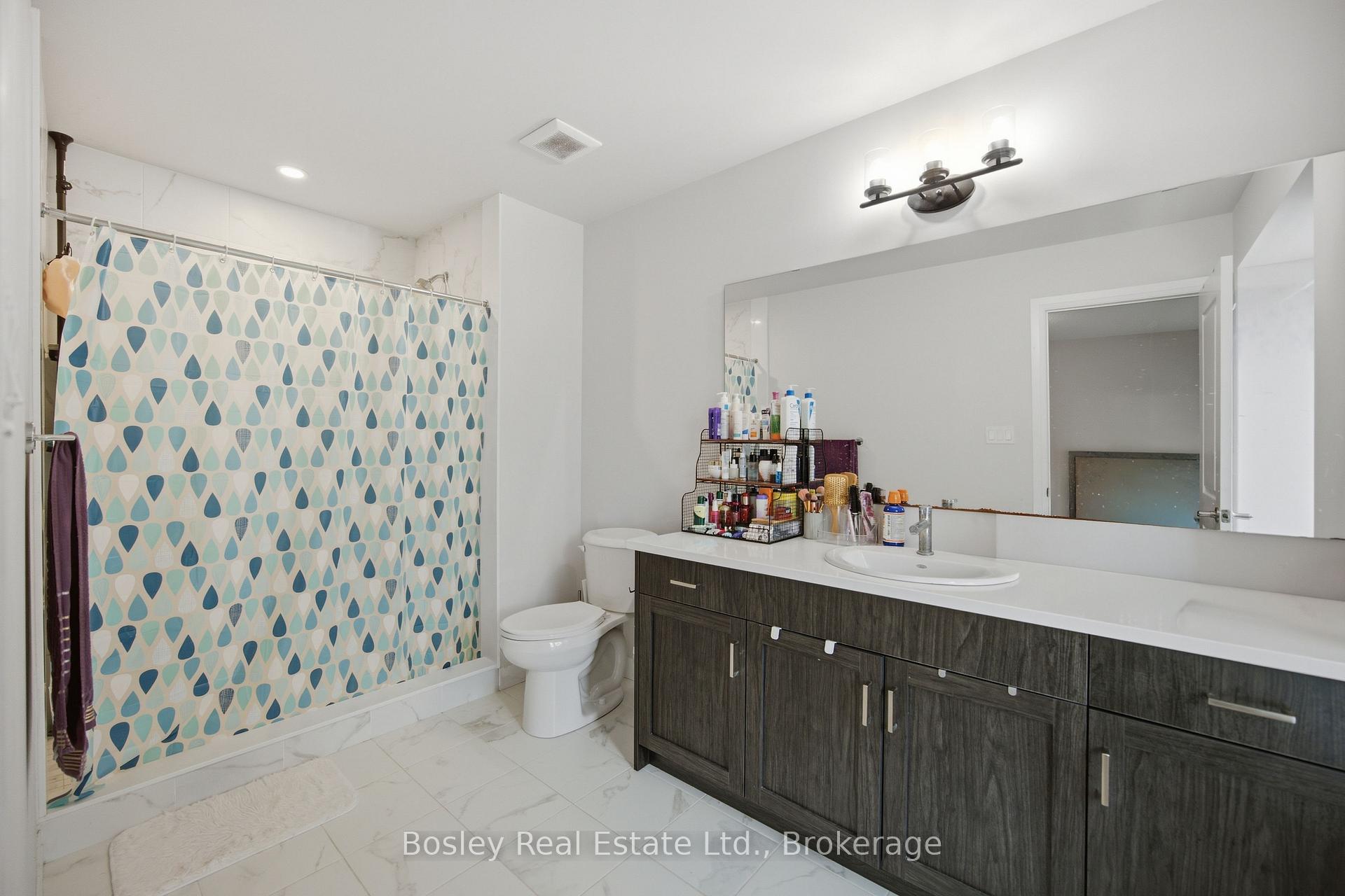 Photo 18 of Unit 29, 143 Elgin Street N, Cambridge, Alison — HOMEH