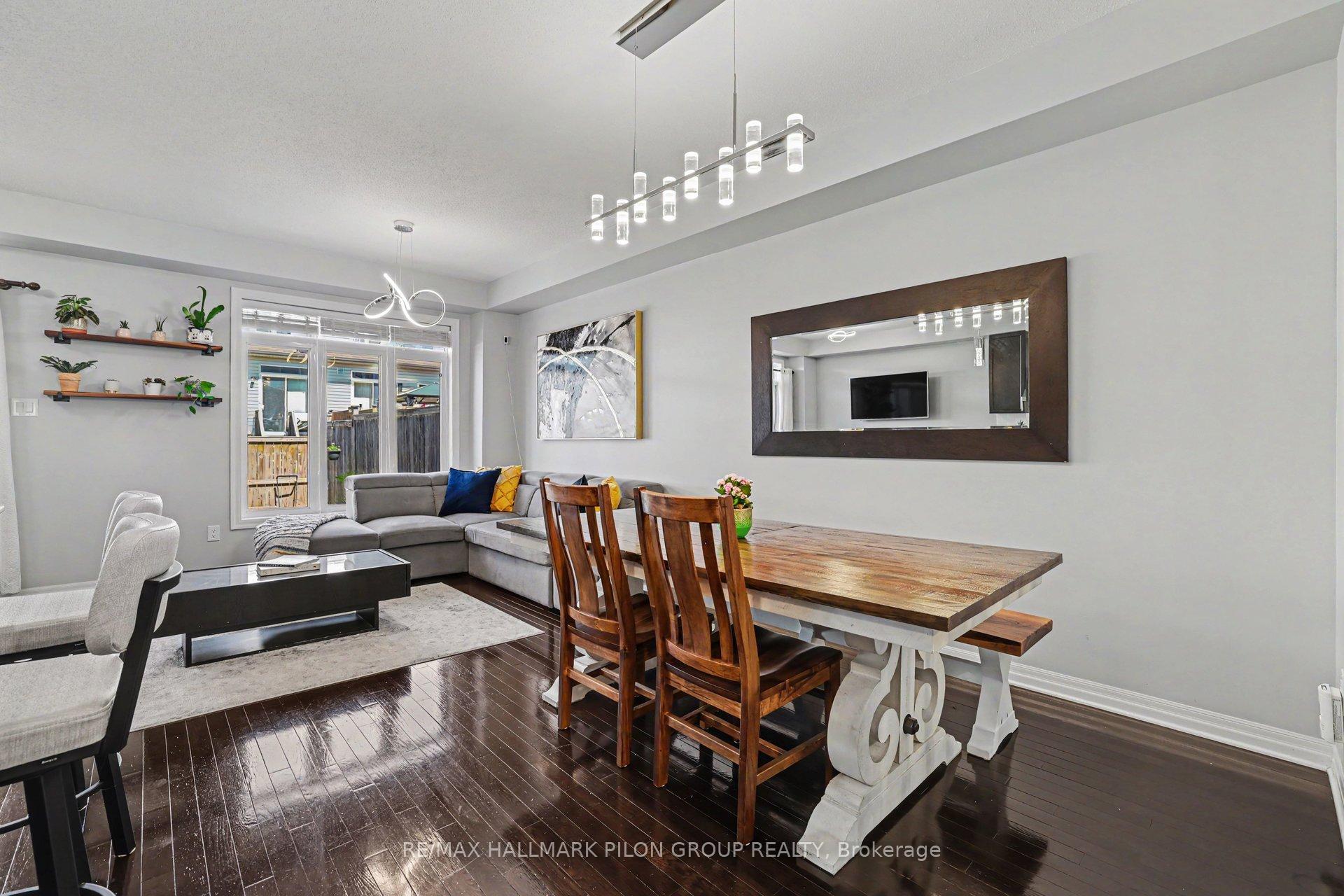 Photo 7 of 673 Spring Valley Drive, Ottawa, Mer Bleue/Bradley Estates/Anderson Park — HOMEH