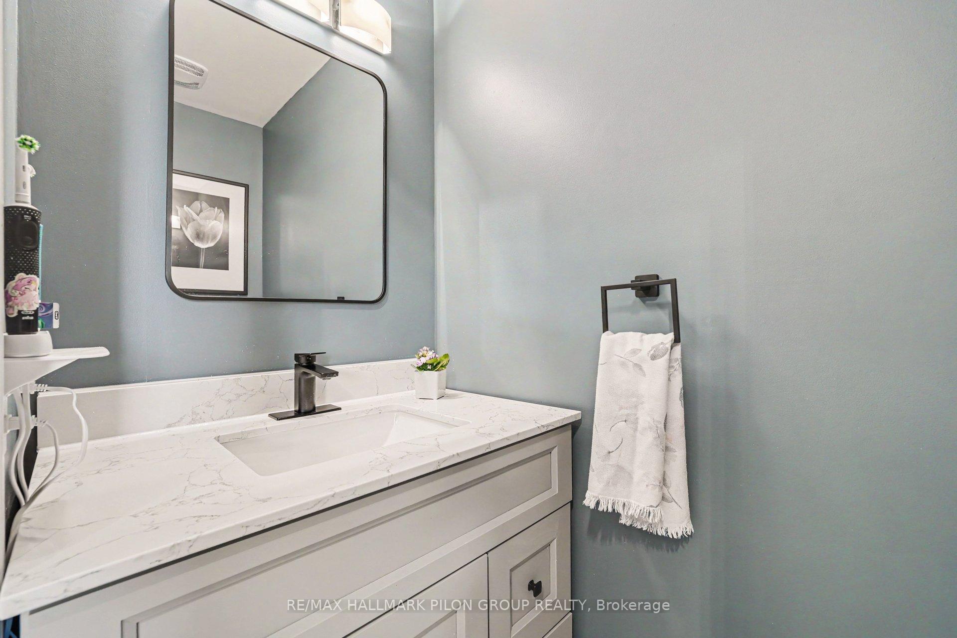 Photo 12 of 673 Spring Valley Drive, Ottawa, Mer Bleue/Bradley Estates/Anderson Park — HOMEH