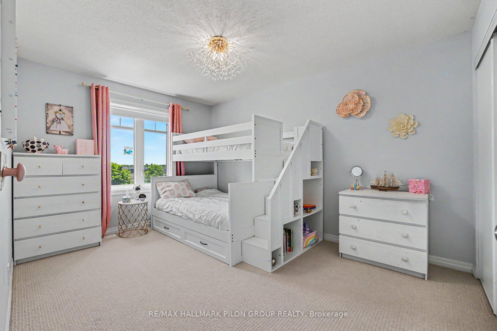 Photo 17 of 673 Spring Valley Drive, Ottawa, Mer Bleue/Bradley Estates/Anderson Park — HOMEH