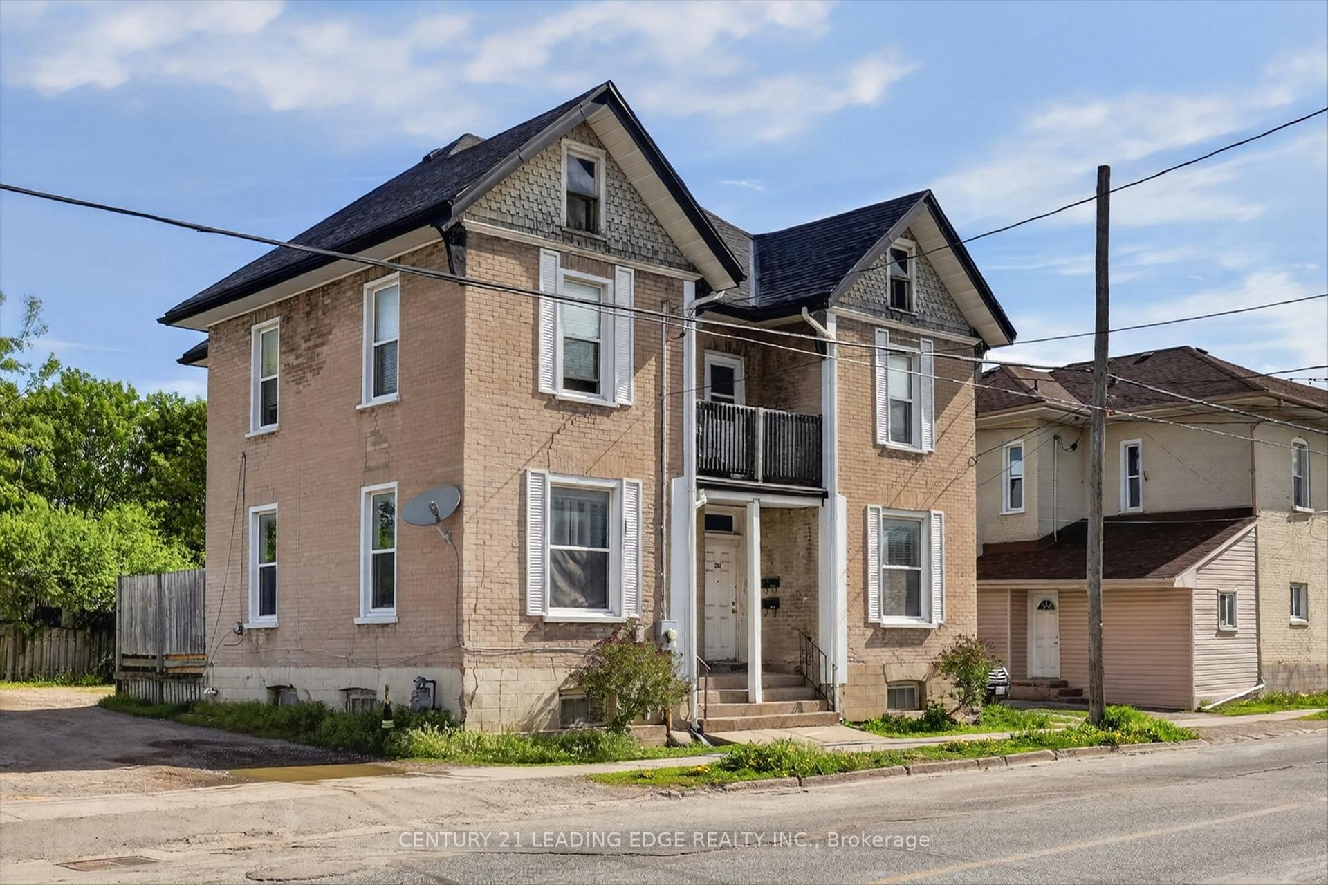 Photo 3 of 292-294 Townsend Street, Peterborough, Town Ward 3 — HOMEH