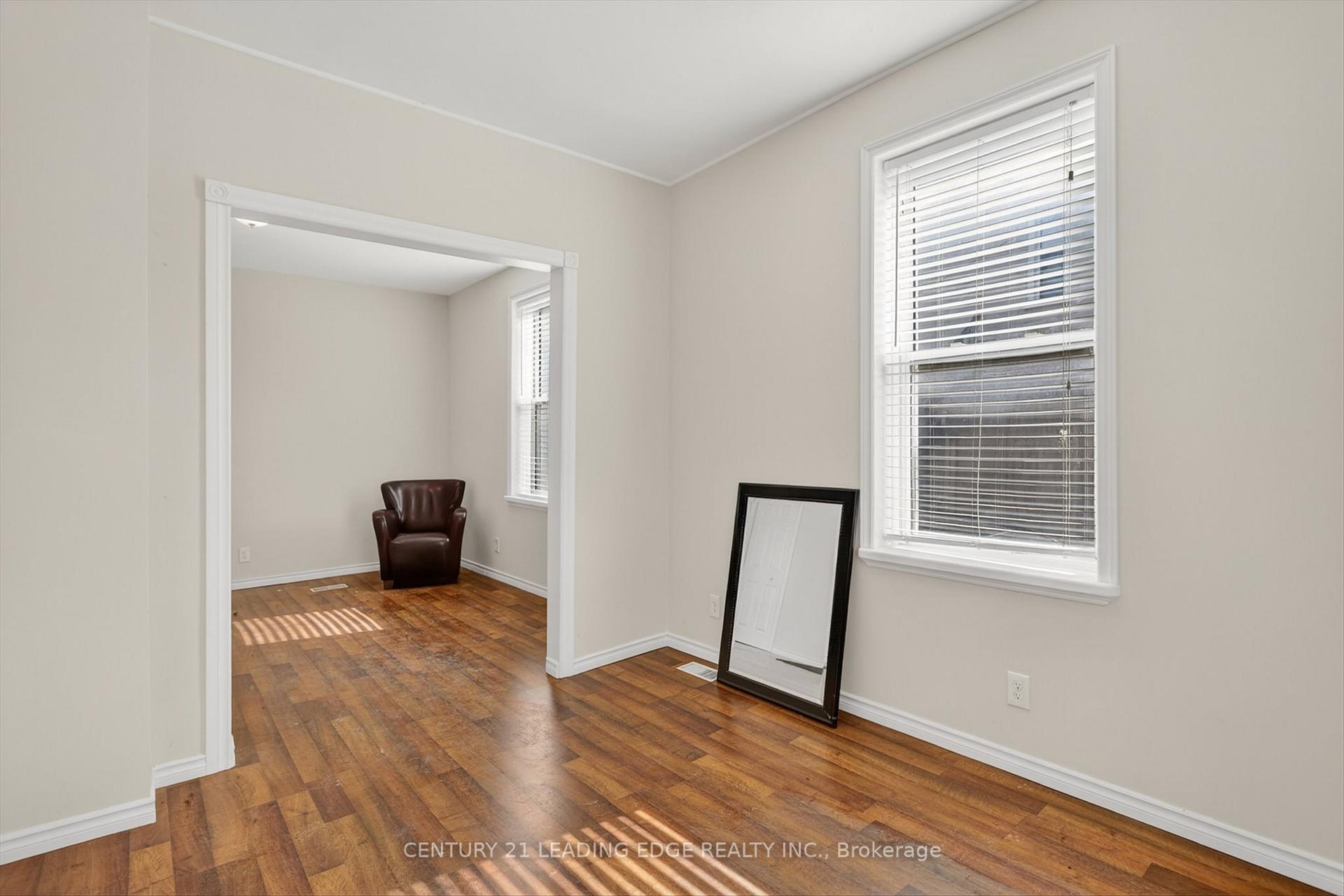Photo 8 of 292-294 Townsend Street, Peterborough, Town Ward 3 — HOMEH