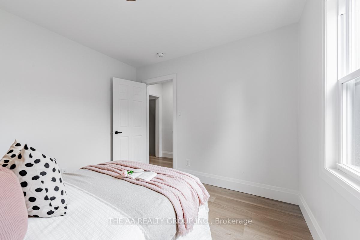 Photo 8 of 212 Oshawa Boulevard S, Oshawa, Central — HOMEH