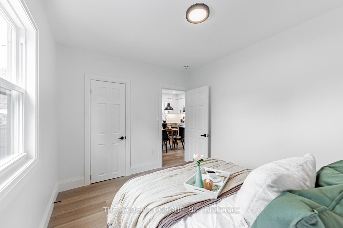 Photo 13 of 212 Oshawa Boulevard S, Oshawa, Central — HOMEH