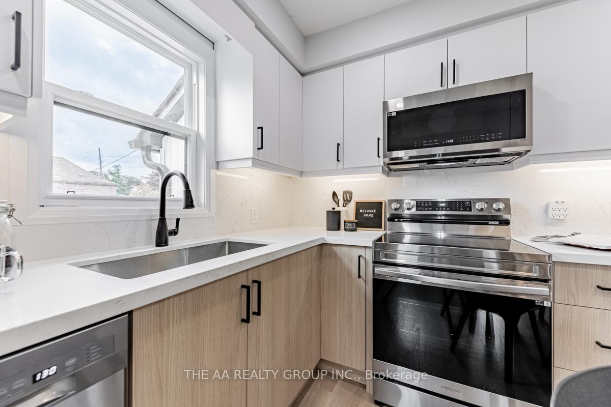 Photo 16 of 212 Oshawa Boulevard S, Oshawa, Central — HOMEH