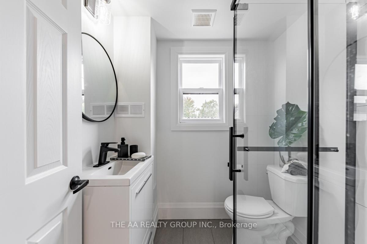 Photo 18 of 212 Oshawa Boulevard S, Oshawa, Central — HOMEH