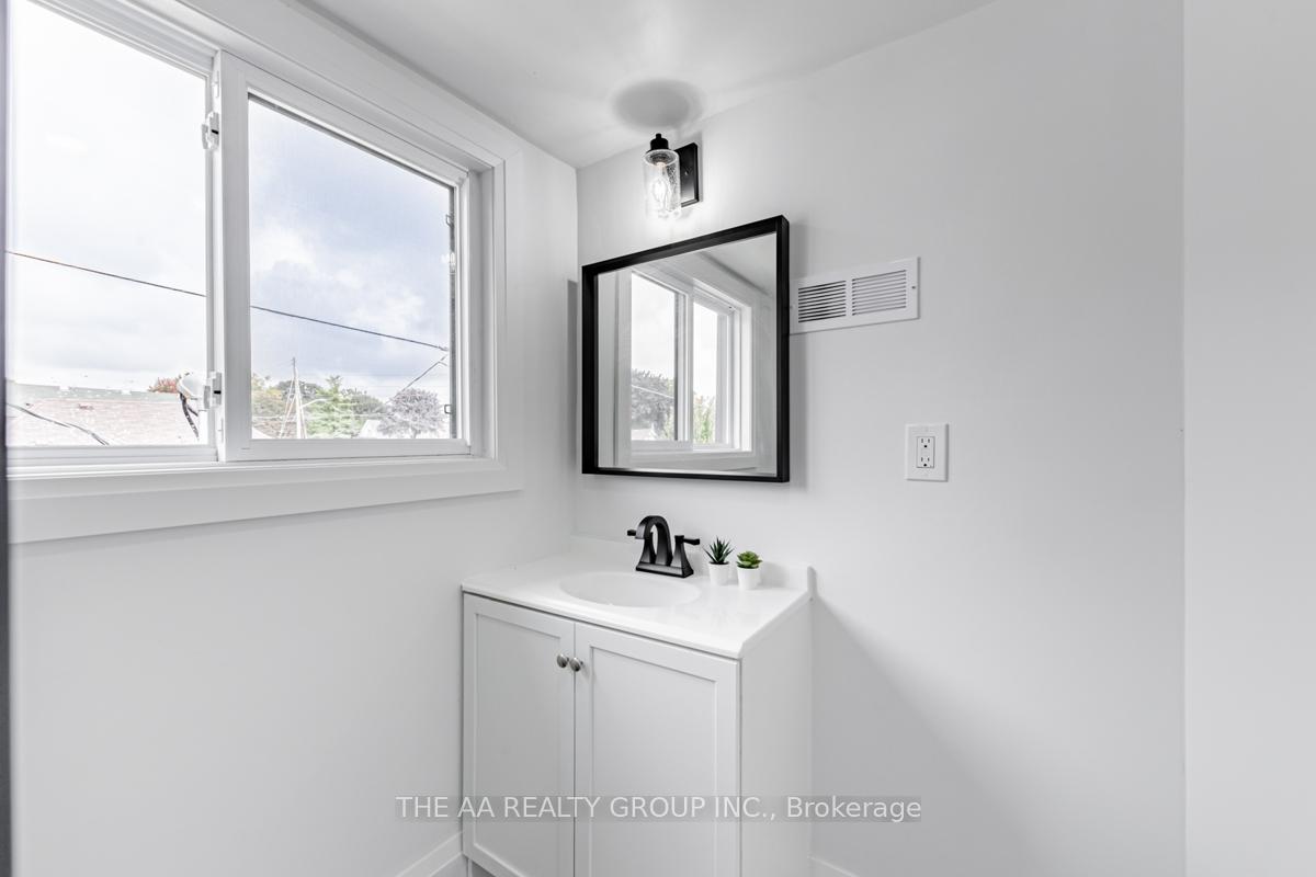 Photo 31 of 212 Oshawa Boulevard S, Oshawa, Central — HOMEH