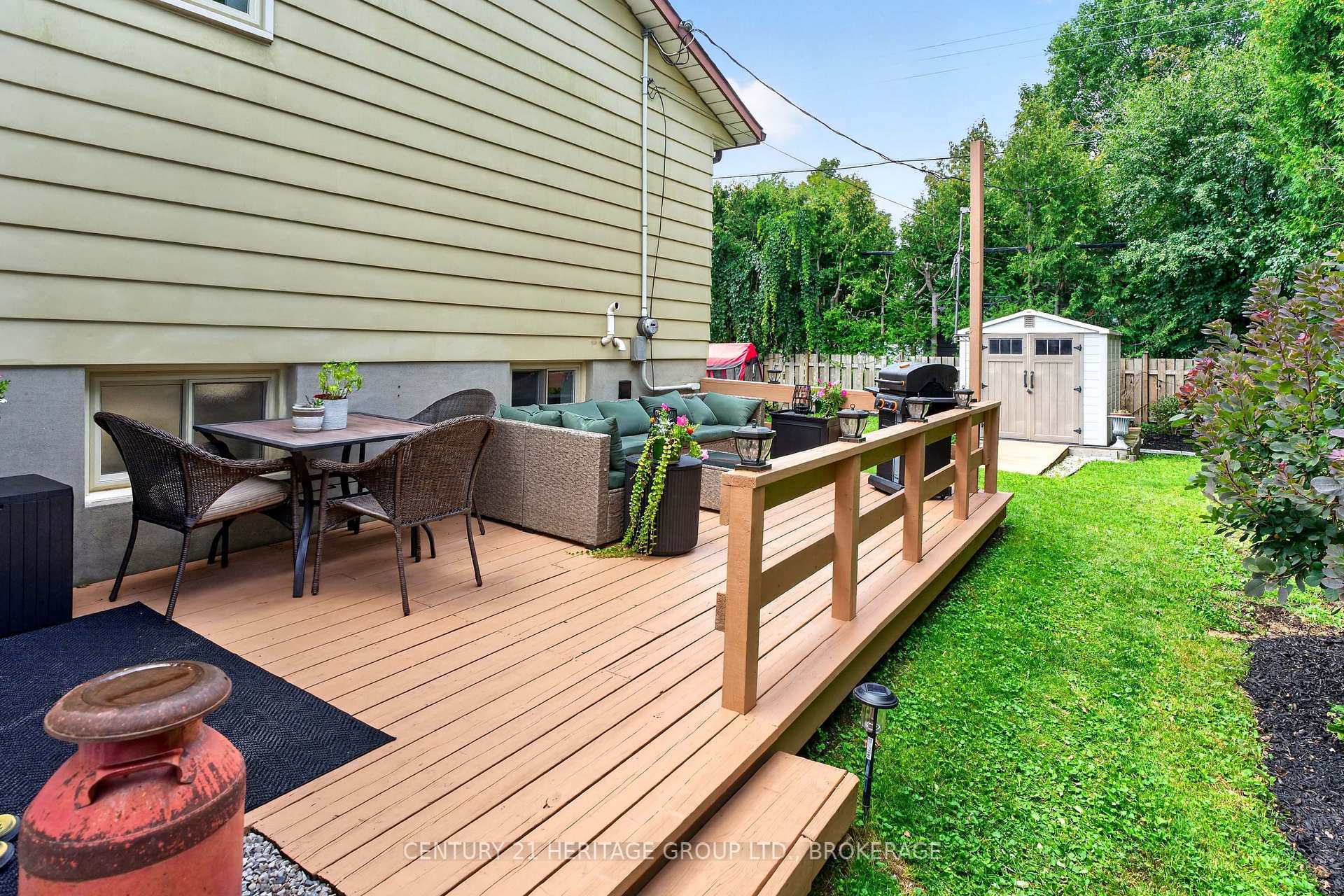 Photo 7 of 935 Pembridge Crescent, Kingston, South of Taylor-Kidd Blvd — HOMEH
