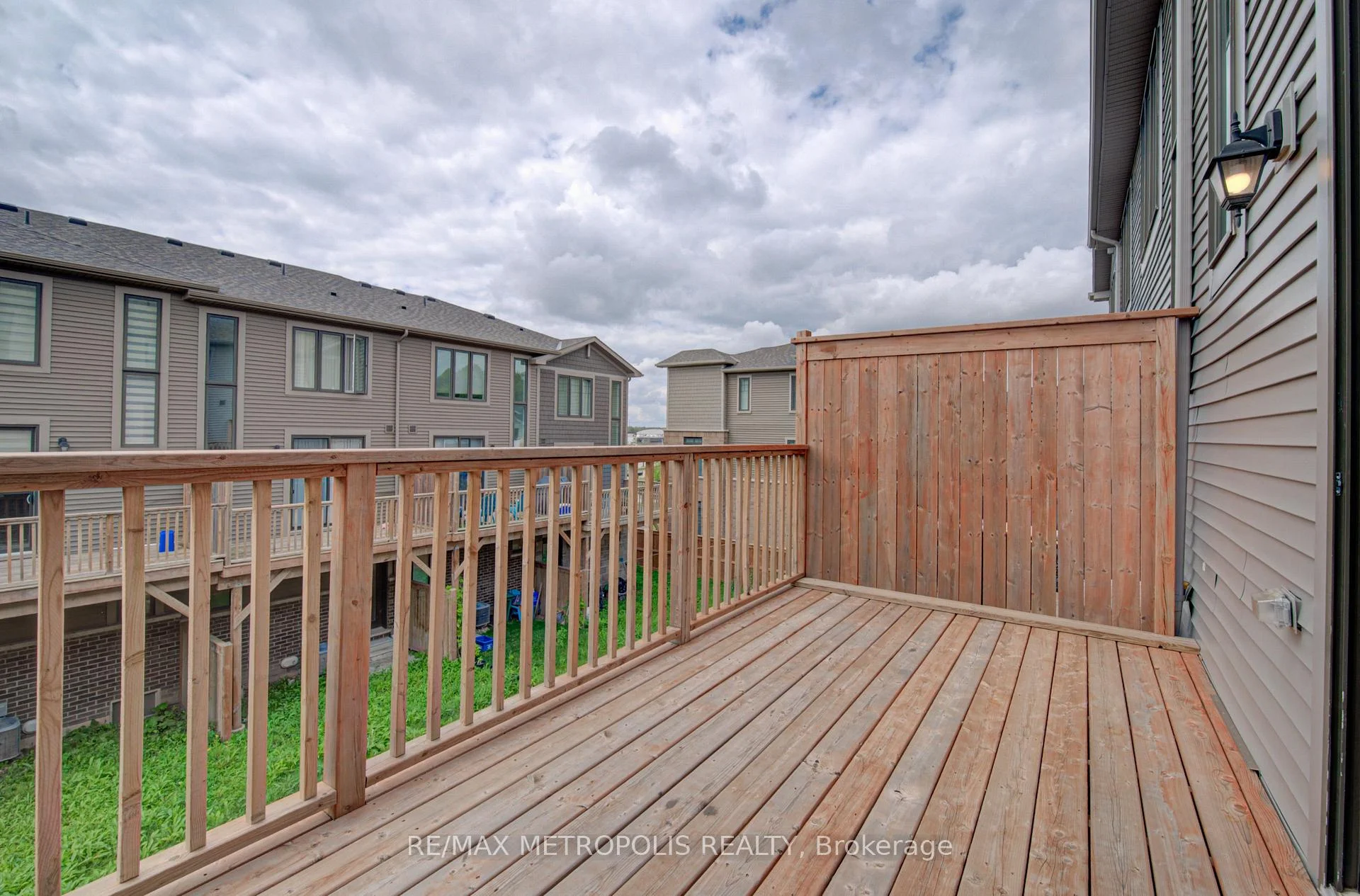 Photo 33 of Unit #14, 10 Birmingham Drive, Cambridge, Hillcrest/Forbes Park — HOMEH