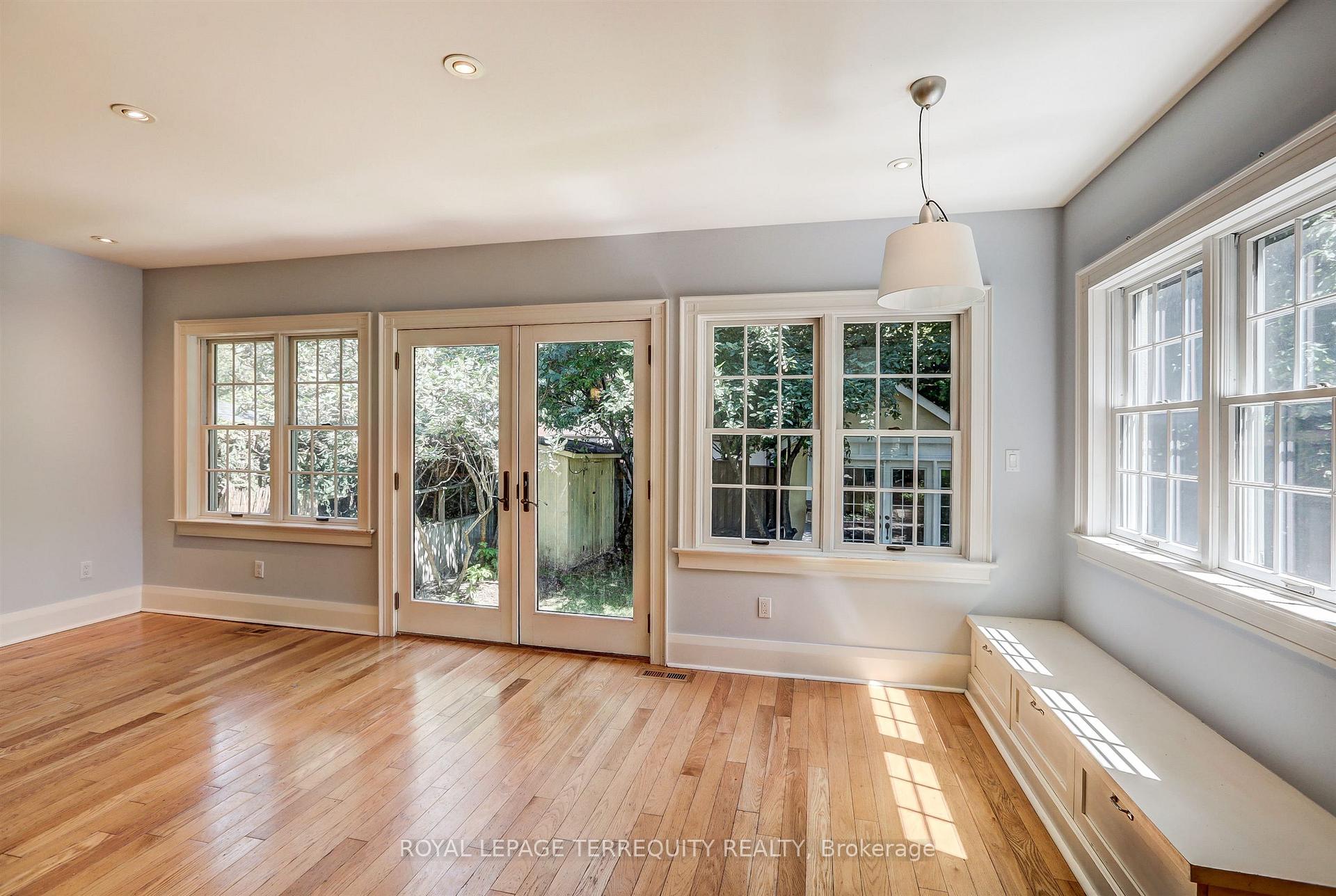 Photo 9 of 171 Colin Avenue, Toronto, Yonge-Eglinton — HOMEH