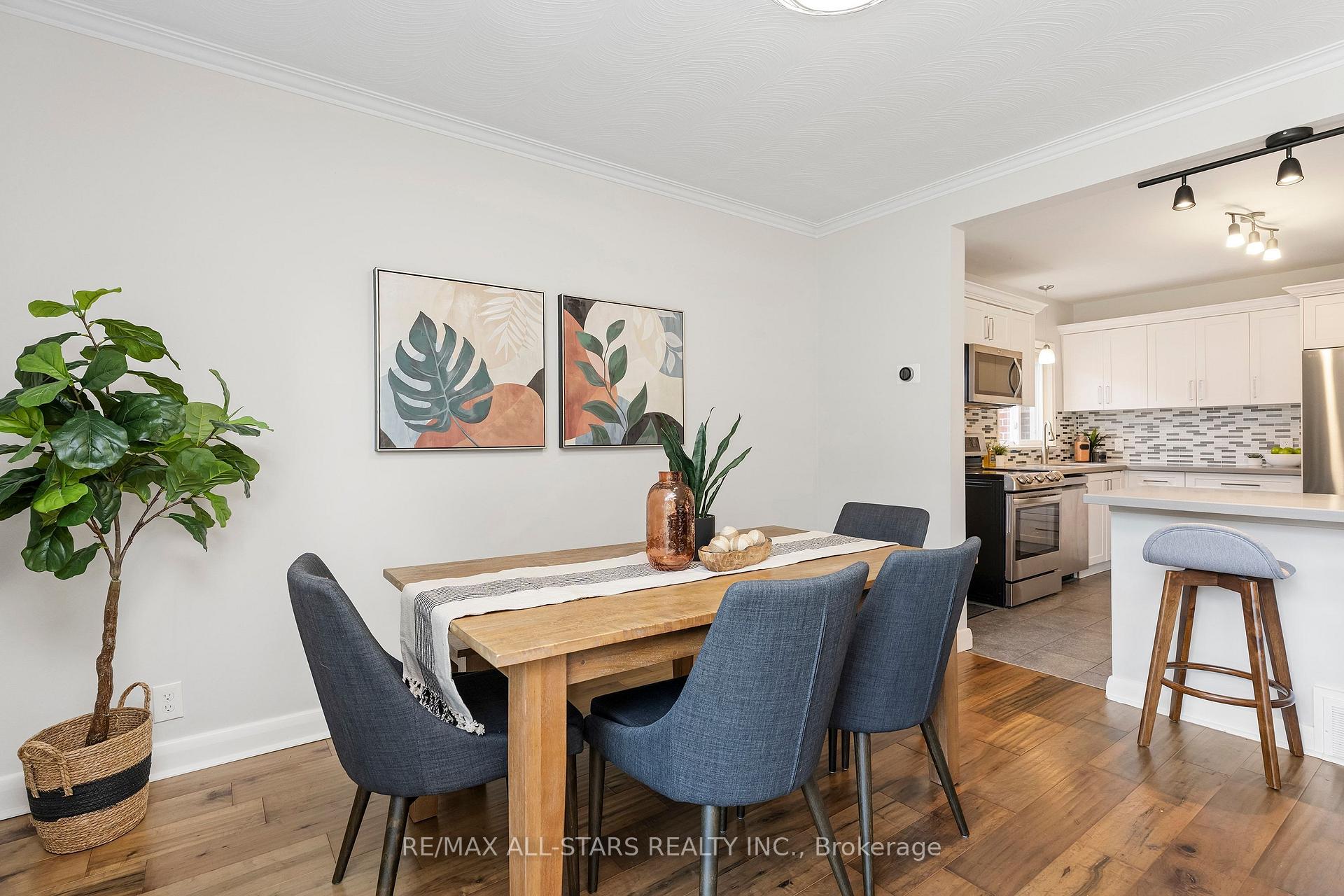 Photo 11 of 11 Penzance Drive, Scarborough, Bendale — HOMEH