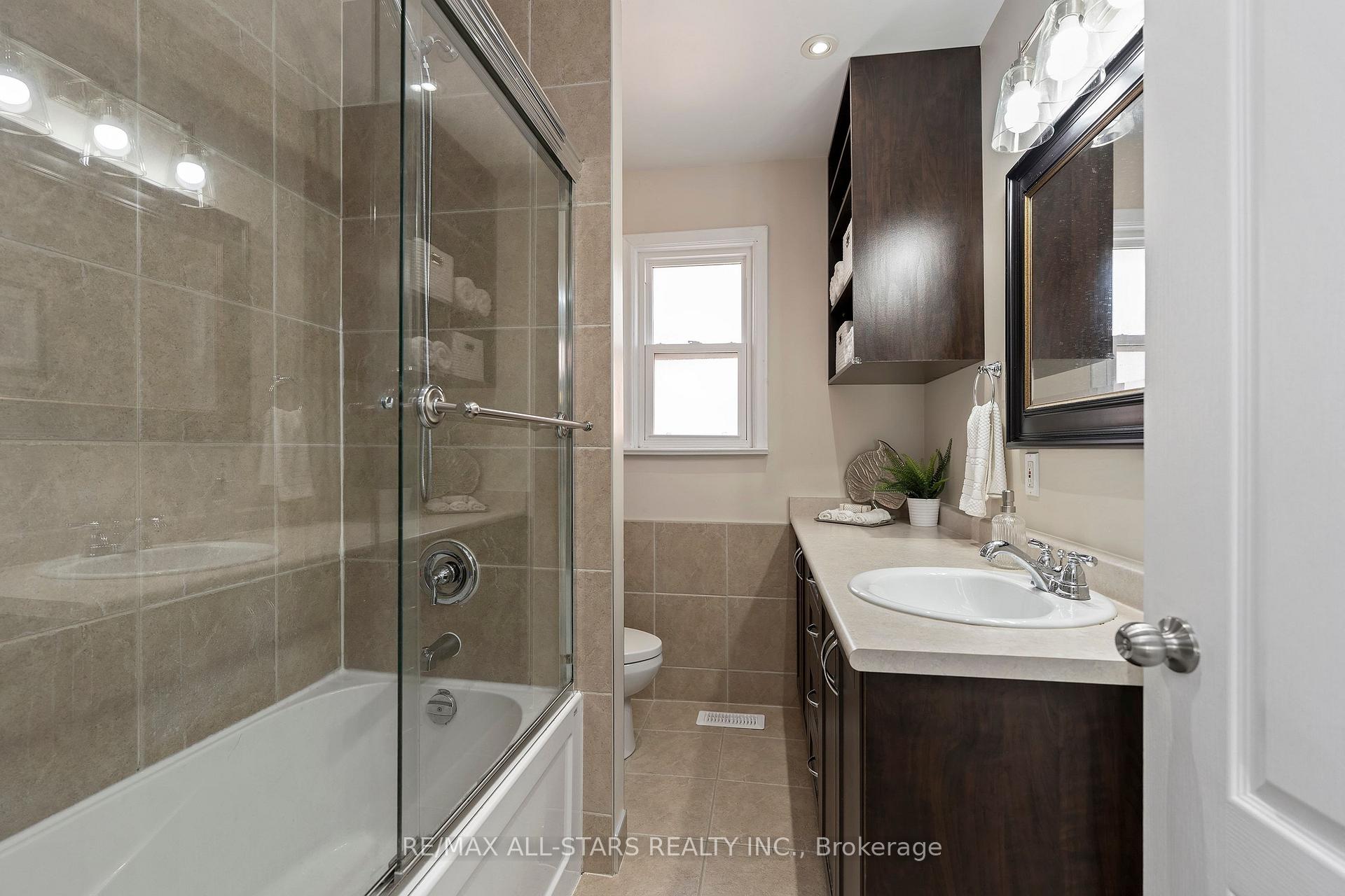 Photo 36 of 11 Penzance Drive, Scarborough, Bendale — HOMEH