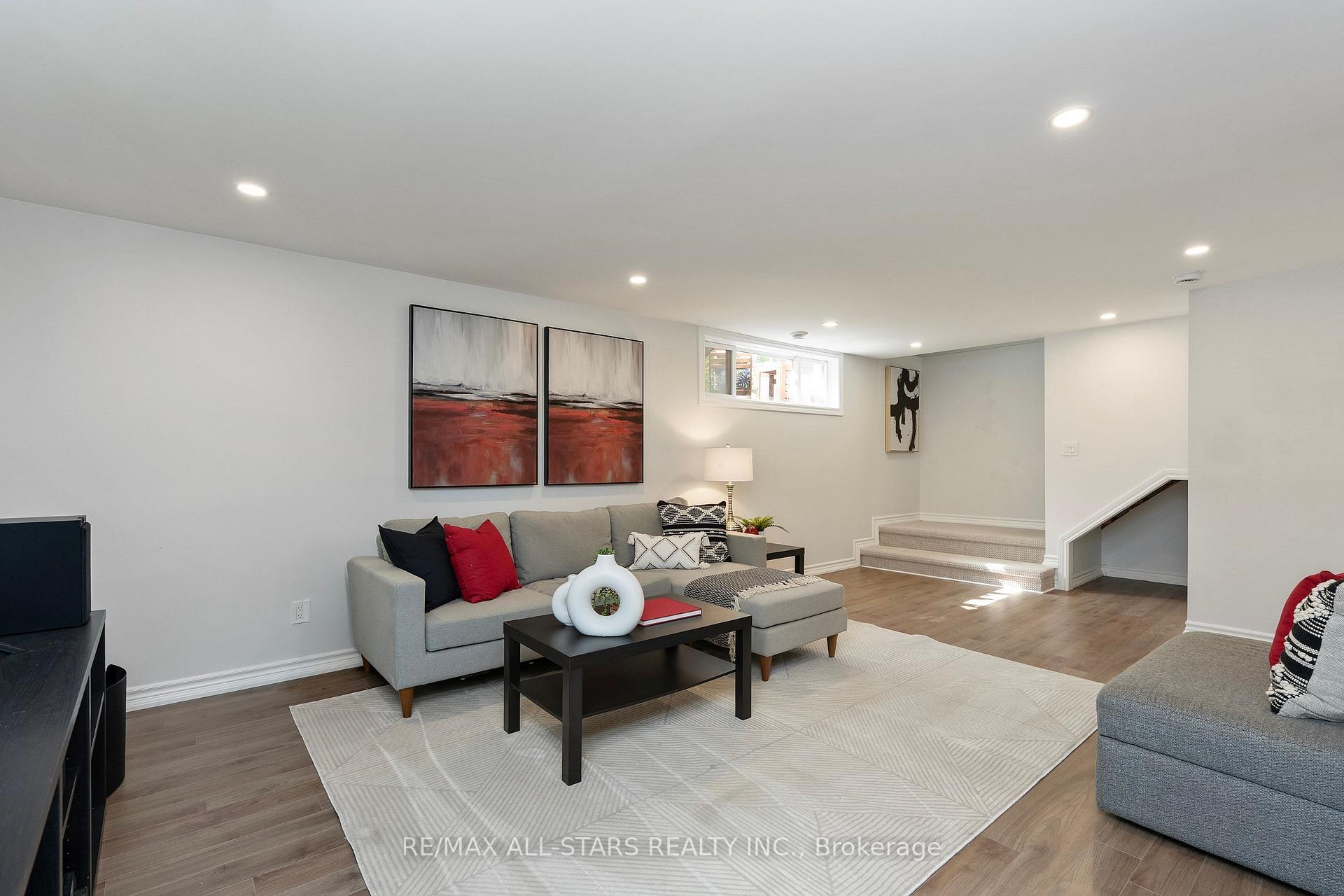 Photo 41 of 11 Penzance Drive, Scarborough, Bendale — HOMEH