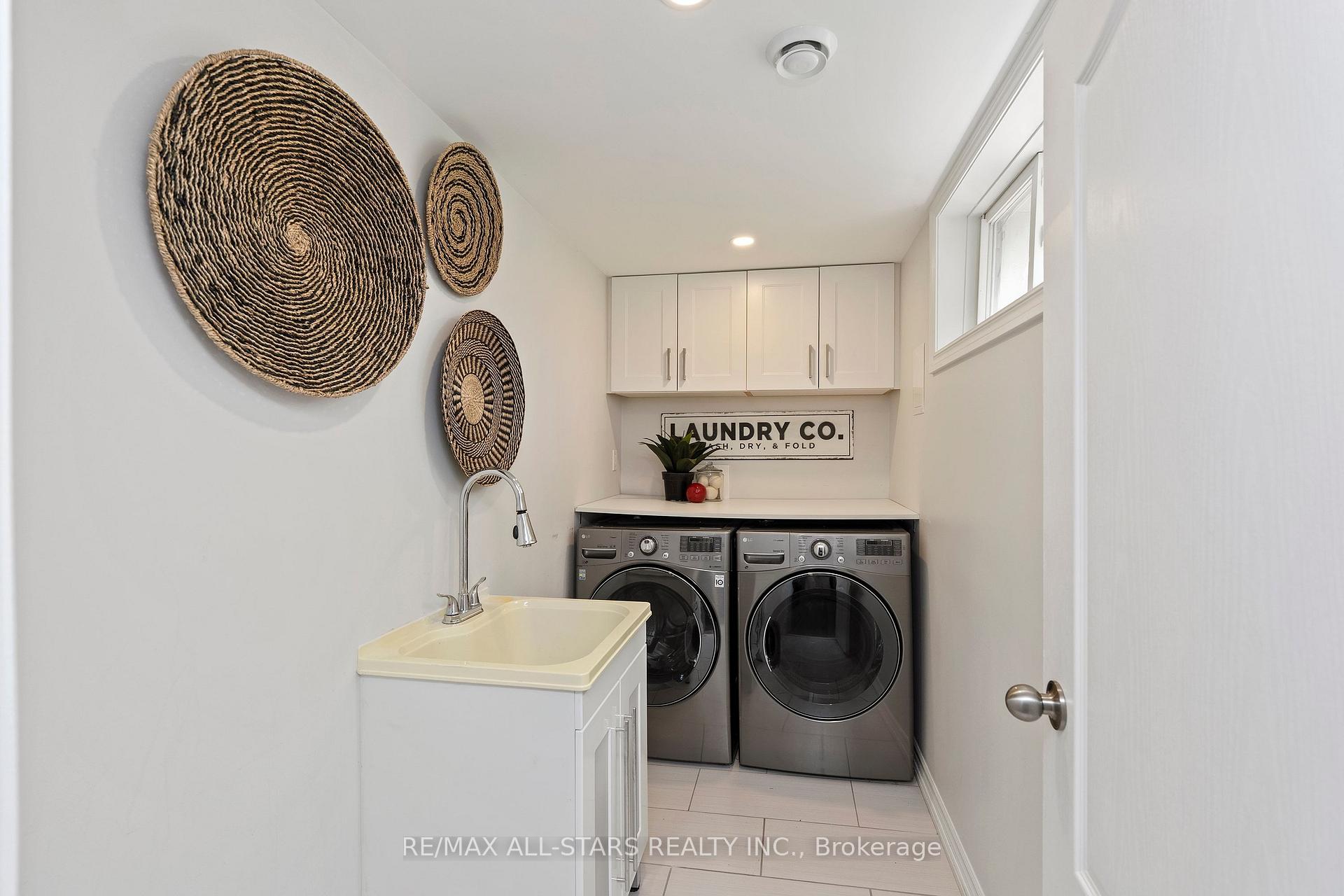Photo 43 of 11 Penzance Drive, Scarborough, Bendale — HOMEH