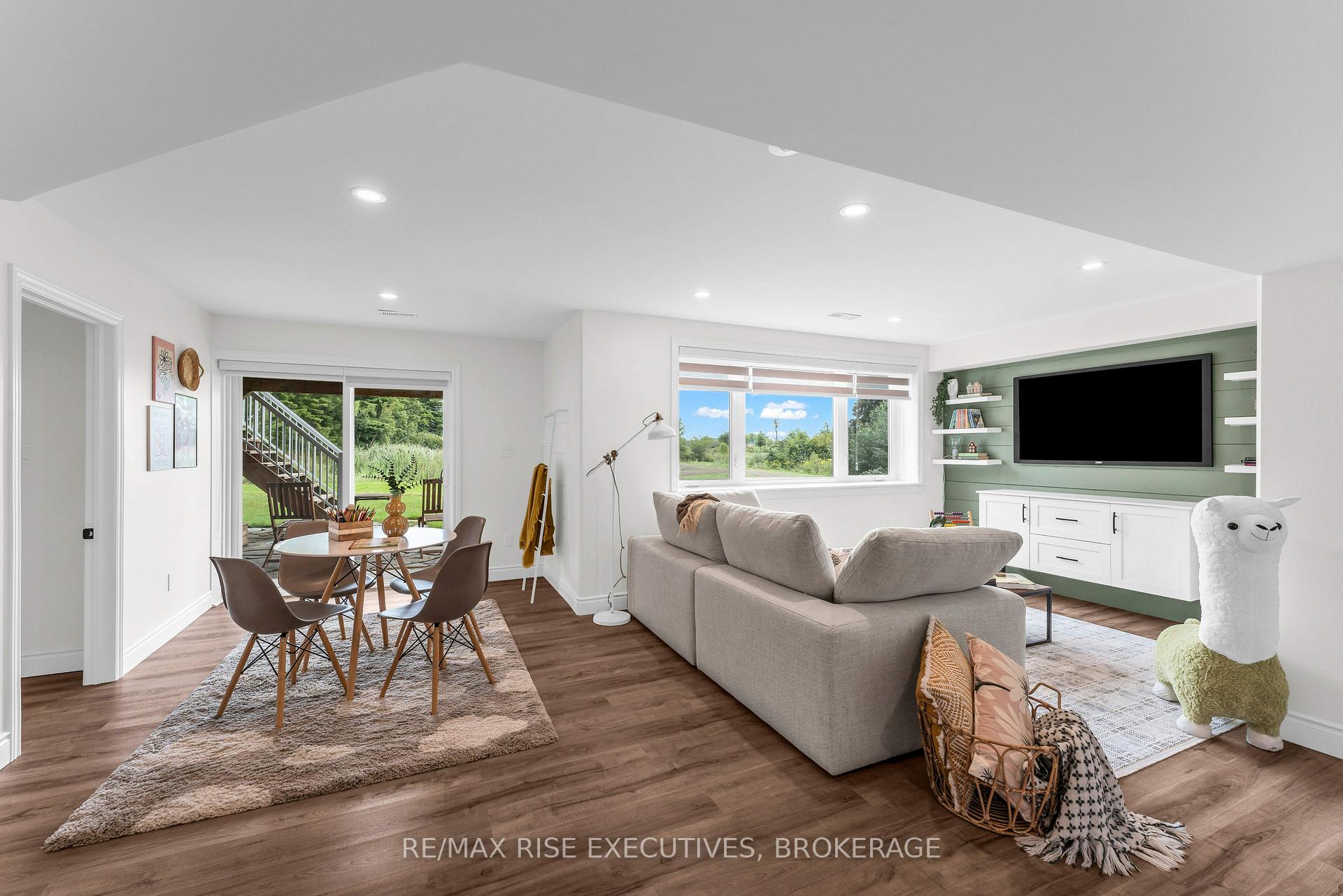 Photo 42 of 232 Mill Pond Place, Kingston, West of Sir John A. Blvd — HOMEH