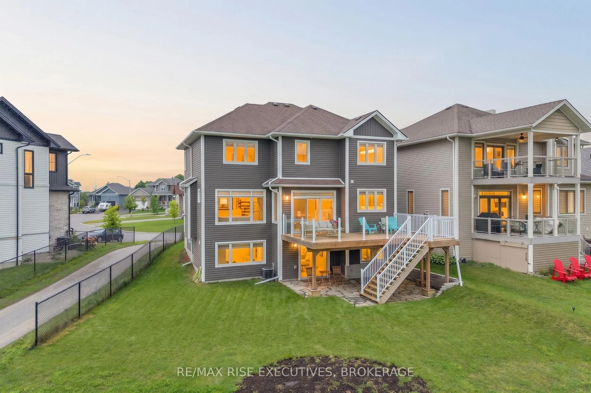 Photo 5 of 232 Mill Pond Place, Kingston, West of Sir John A. Blvd — HOMEH