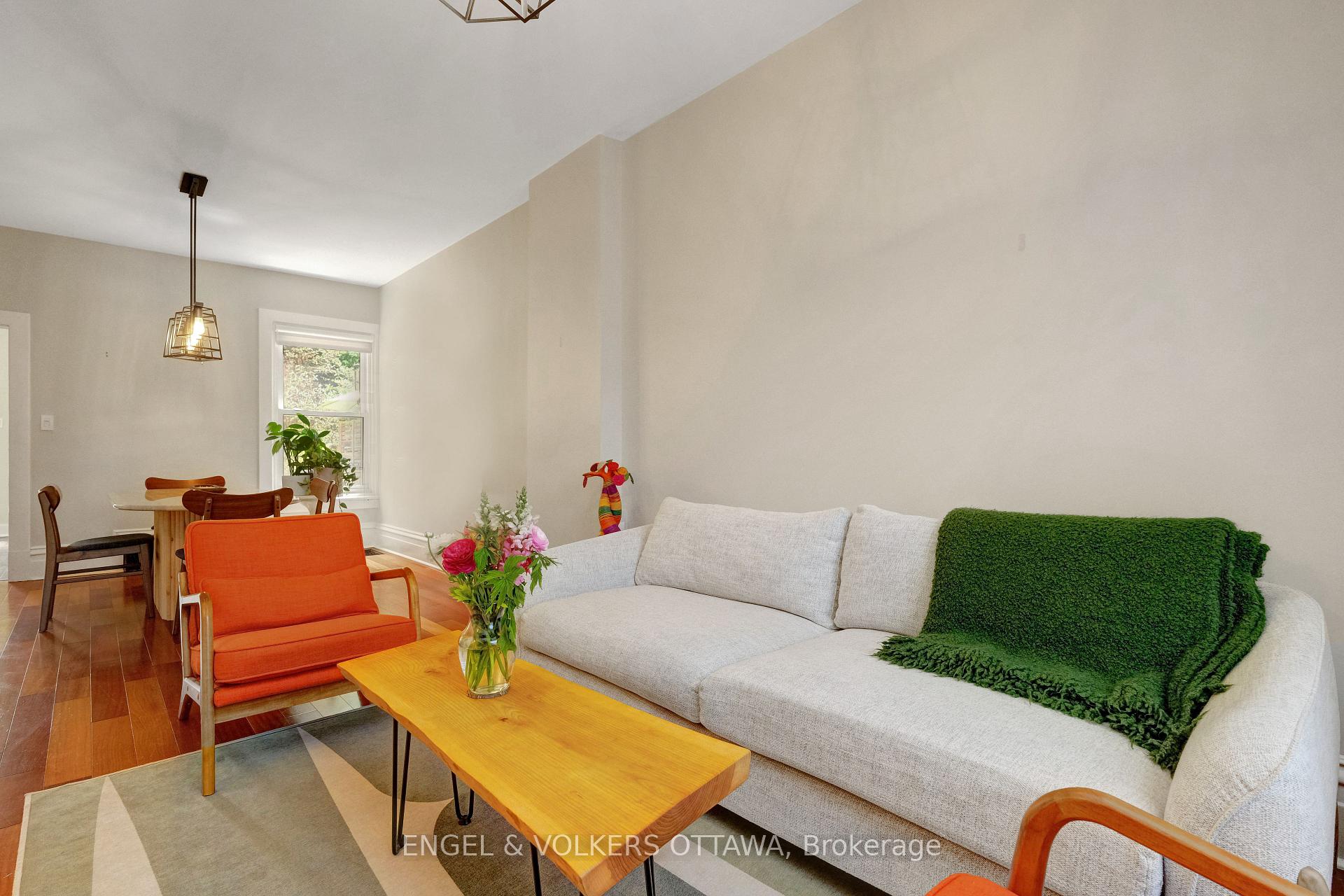 Photo 11 of 44 Newton Street, Ottawa, Glebe — HOMEH