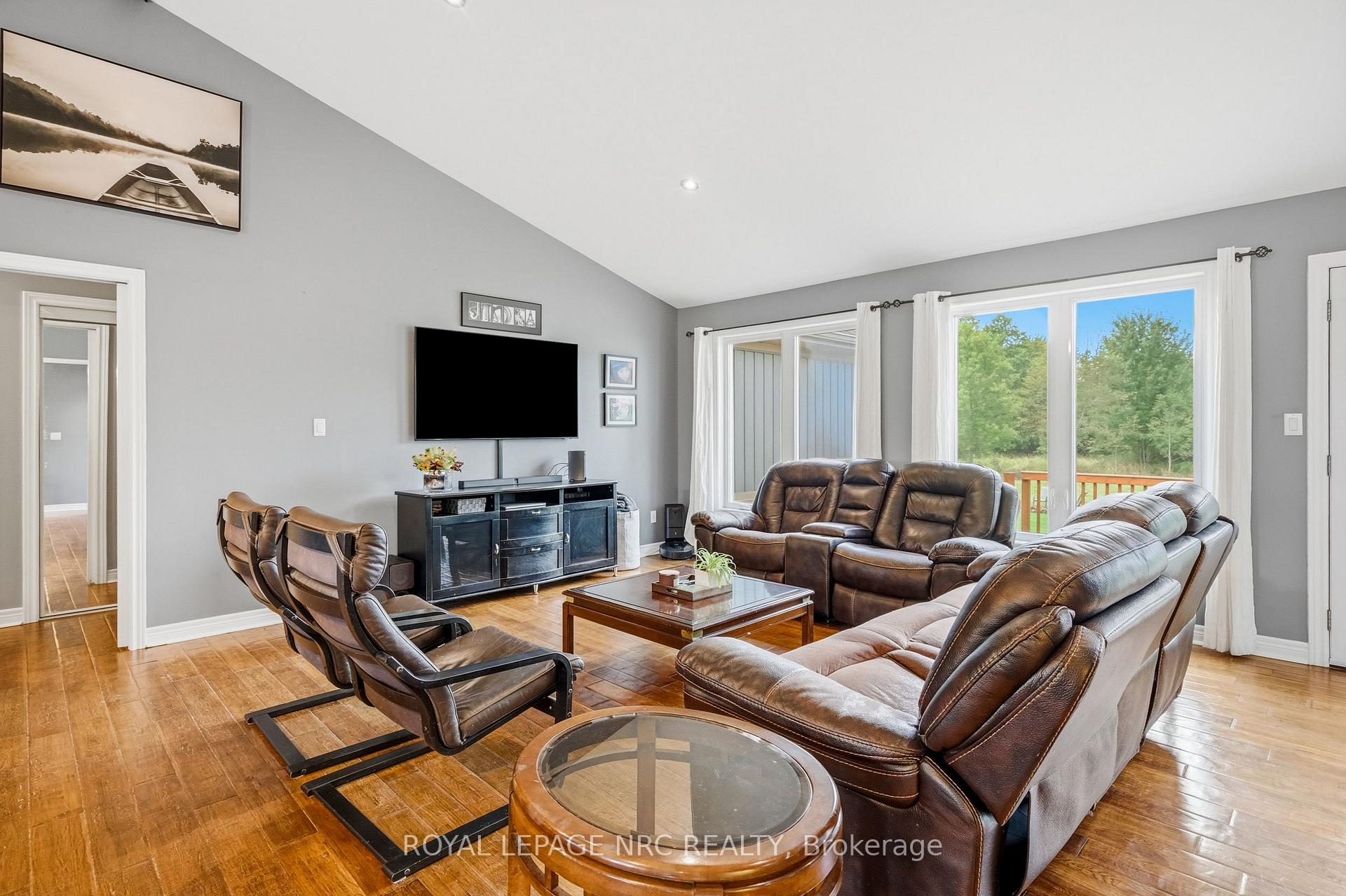 Photo 5 of 50480 Phillips Road, Wainfleet, Marshville/Winger — HOMEH