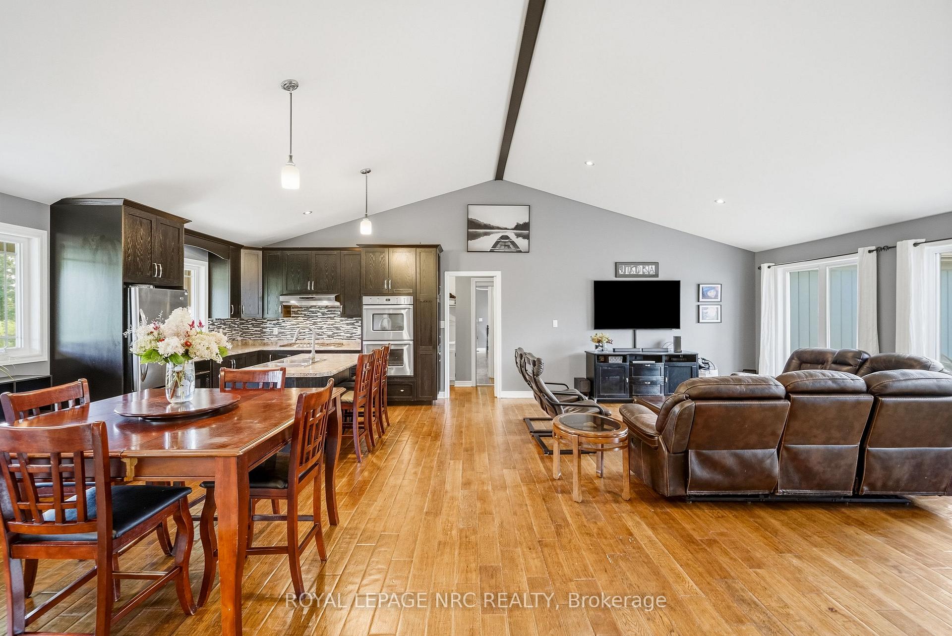 Photo 6 of 50480 Phillips Road, Wainfleet, Marshville/Winger — HOMEH