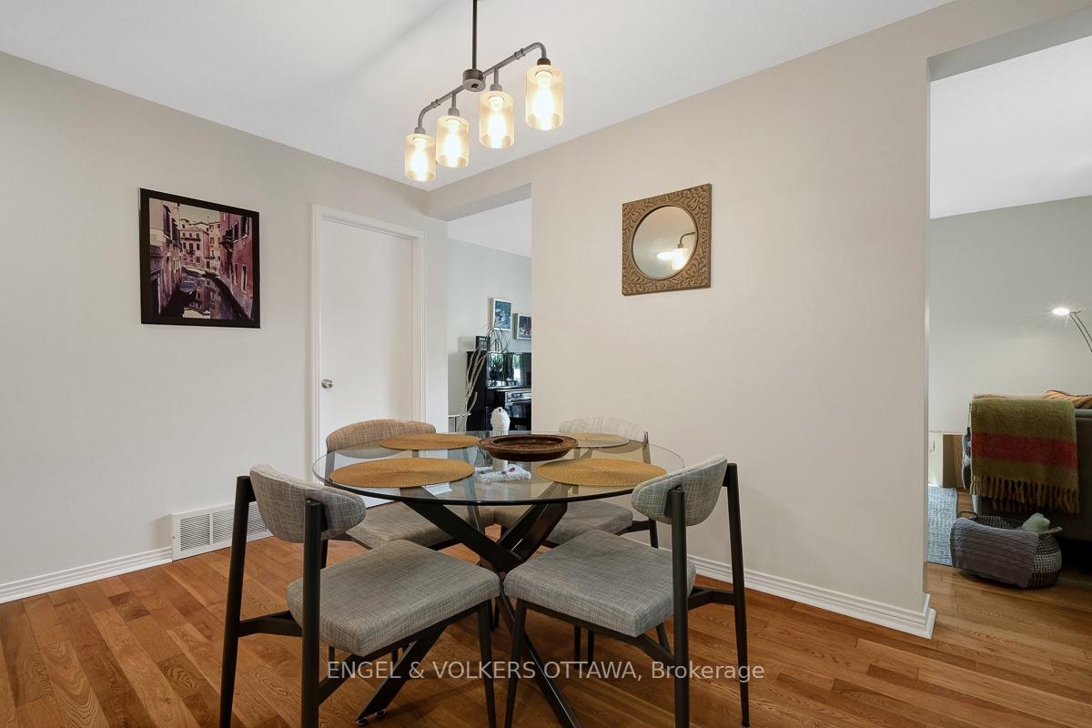 Photo 14 of 381 Verdon Private, Ottawa, Hunt Club Park/Greenboro — HOMEH
