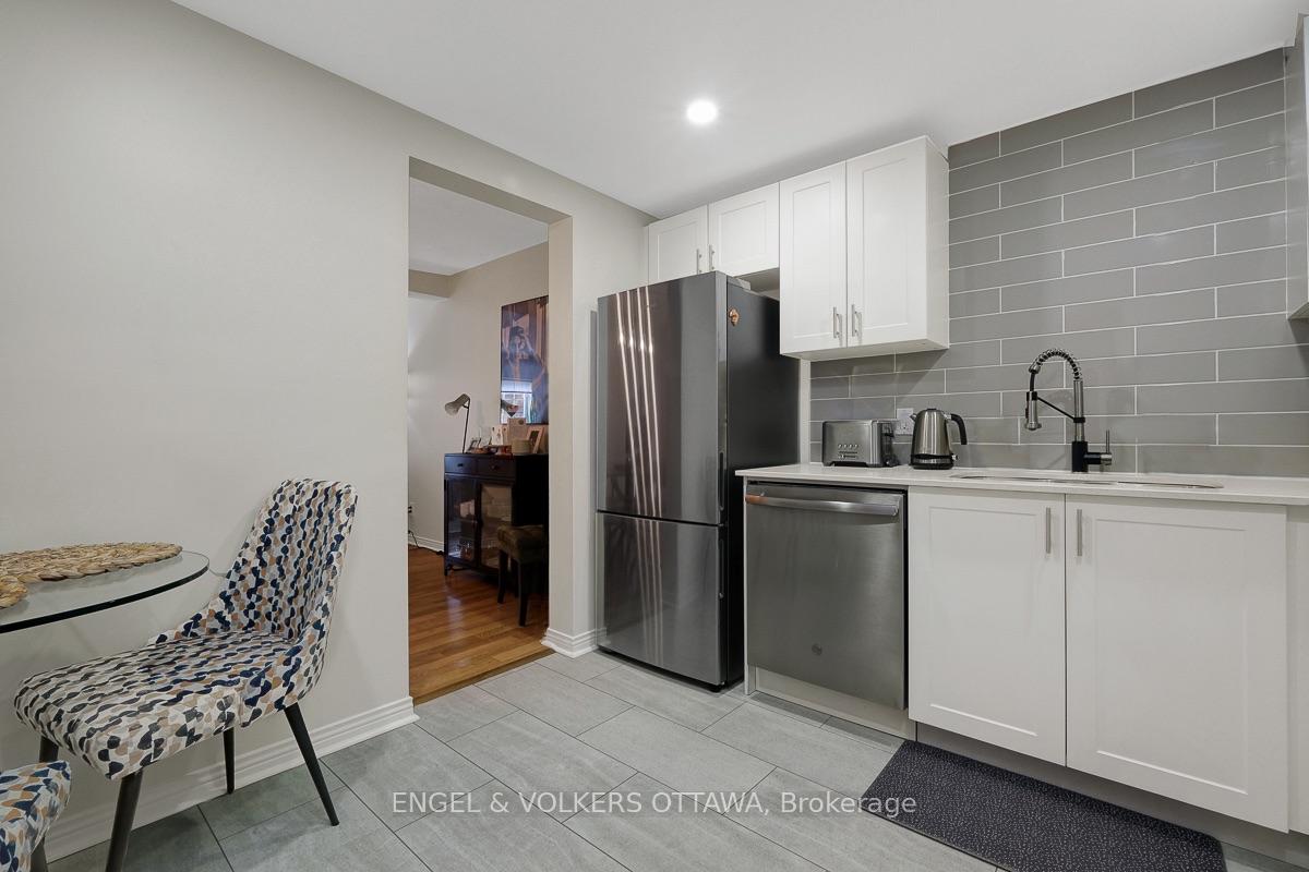 Photo 17 of 381 Verdon Private, Ottawa, Hunt Club Park/Greenboro — HOMEH