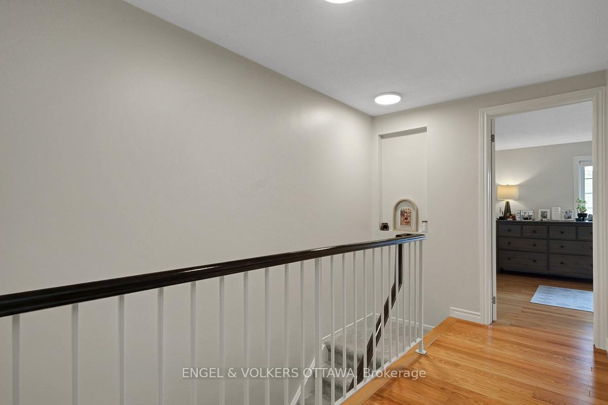 Photo 20 of 381 Verdon Private, Ottawa, Hunt Club Park/Greenboro — HOMEH