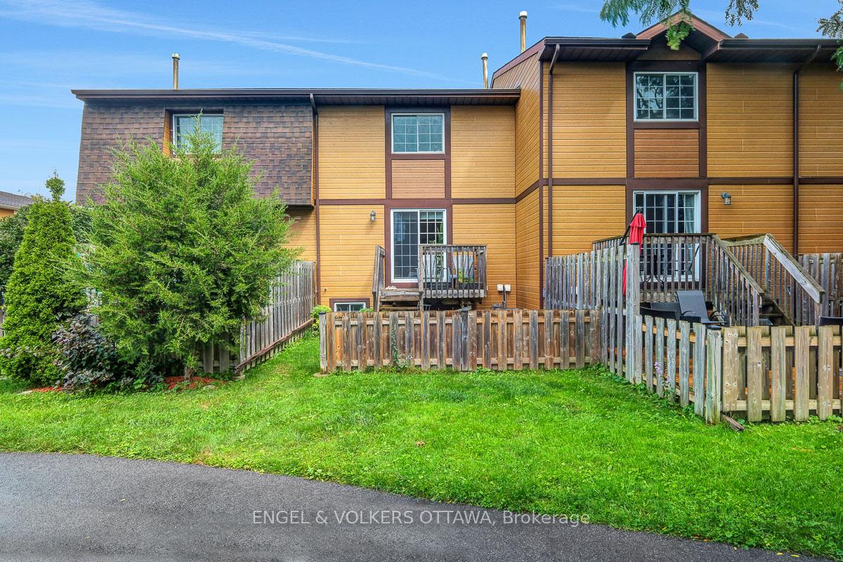 Photo 34 of 381 Verdon Private, Ottawa, Hunt Club Park/Greenboro — HOMEH