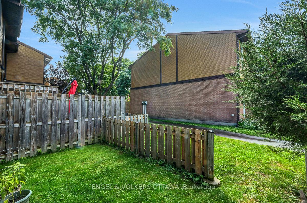 Photo 37 of 381 Verdon Private, Ottawa, Hunt Club Park/Greenboro — HOMEH