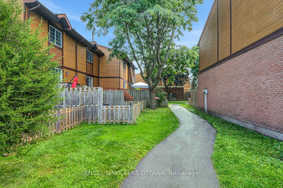 Photo 40 of 381 Verdon Private, Ottawa, Hunt Club Park/Greenboro — HOMEH