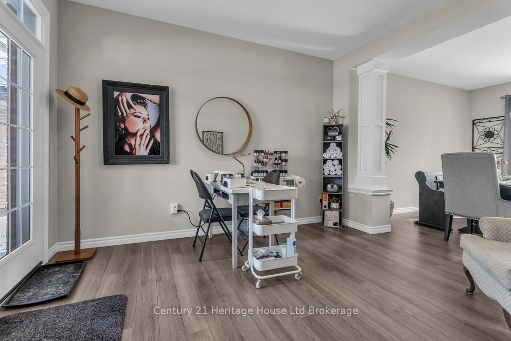 Photo 7 of 29 Brookside Lane, Tillsonburg — HOMEH