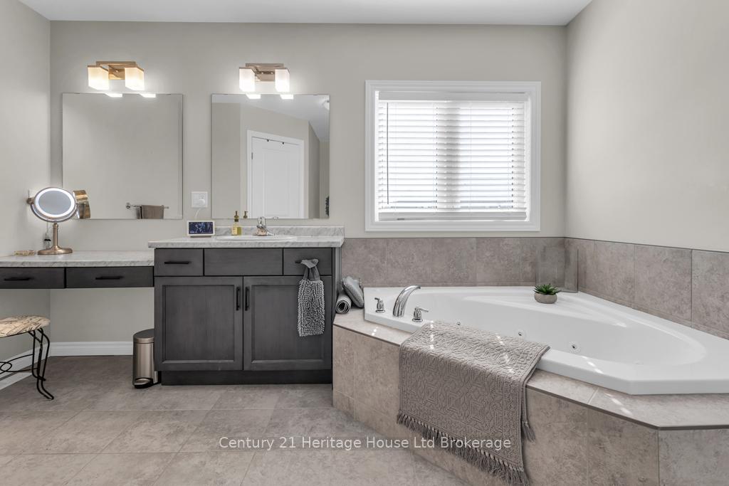 Photo 23 of 29 Brookside Lane, Tillsonburg — HOMEH