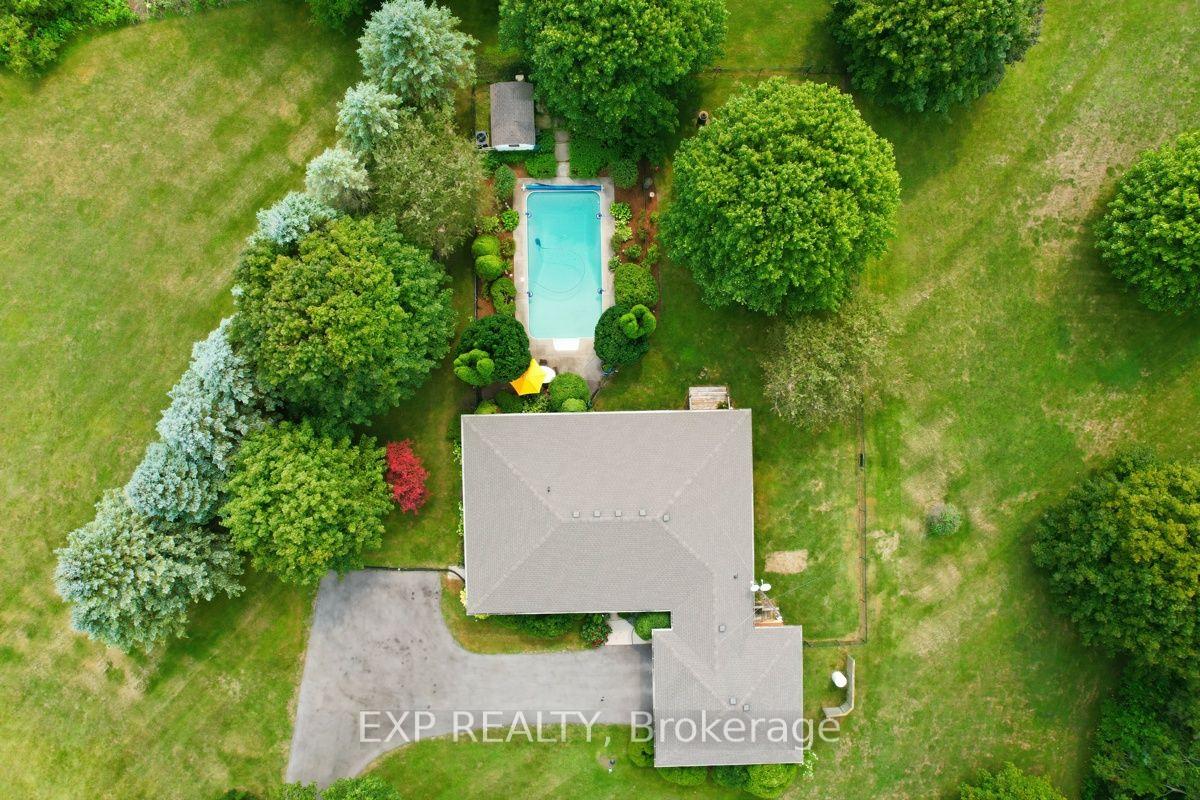 Photo 3 of 23401 Melbourne Road, Southwest Middlesex, Rural Southwest Middlesex — HOMEH