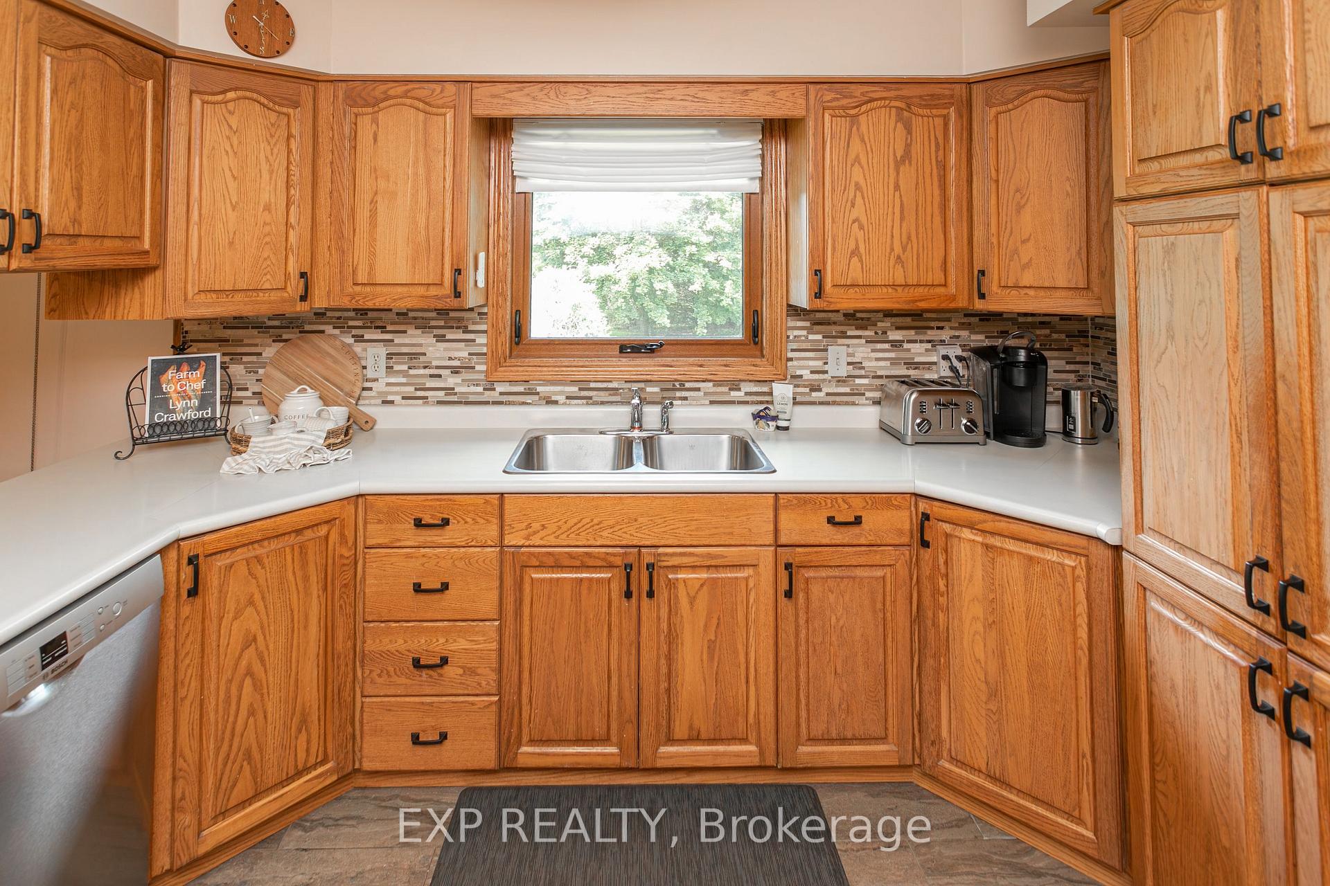 Photo 20 of 23401 Melbourne Road, Southwest Middlesex, Rural Southwest Middlesex — HOMEH