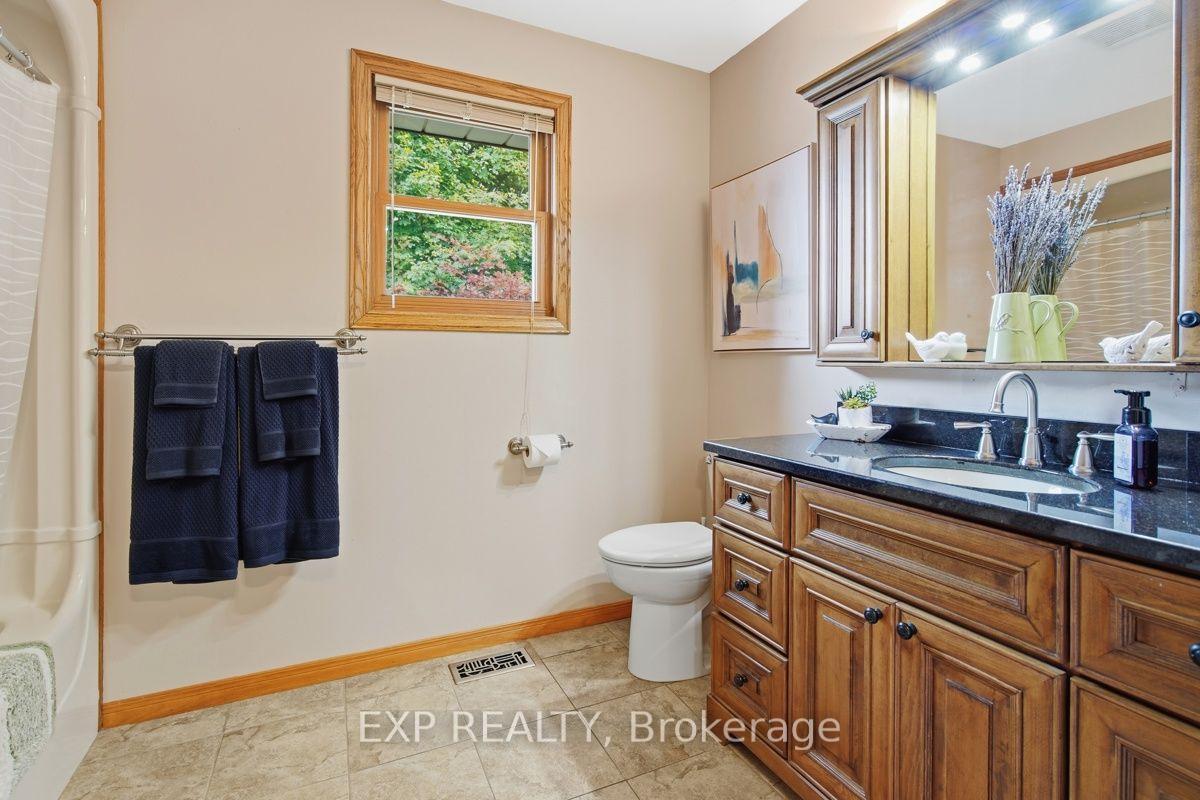 Photo 30 of 23401 Melbourne Road, Southwest Middlesex, Rural Southwest Middlesex — HOMEH