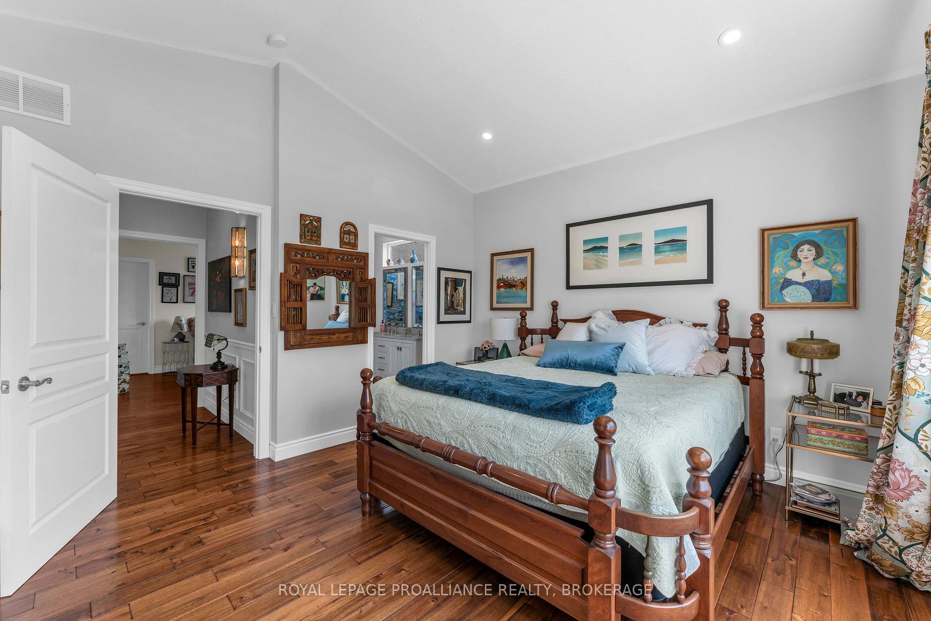 Photo 23 of 861 Windermere Drive, Kingston, City Northwest — HOMEH